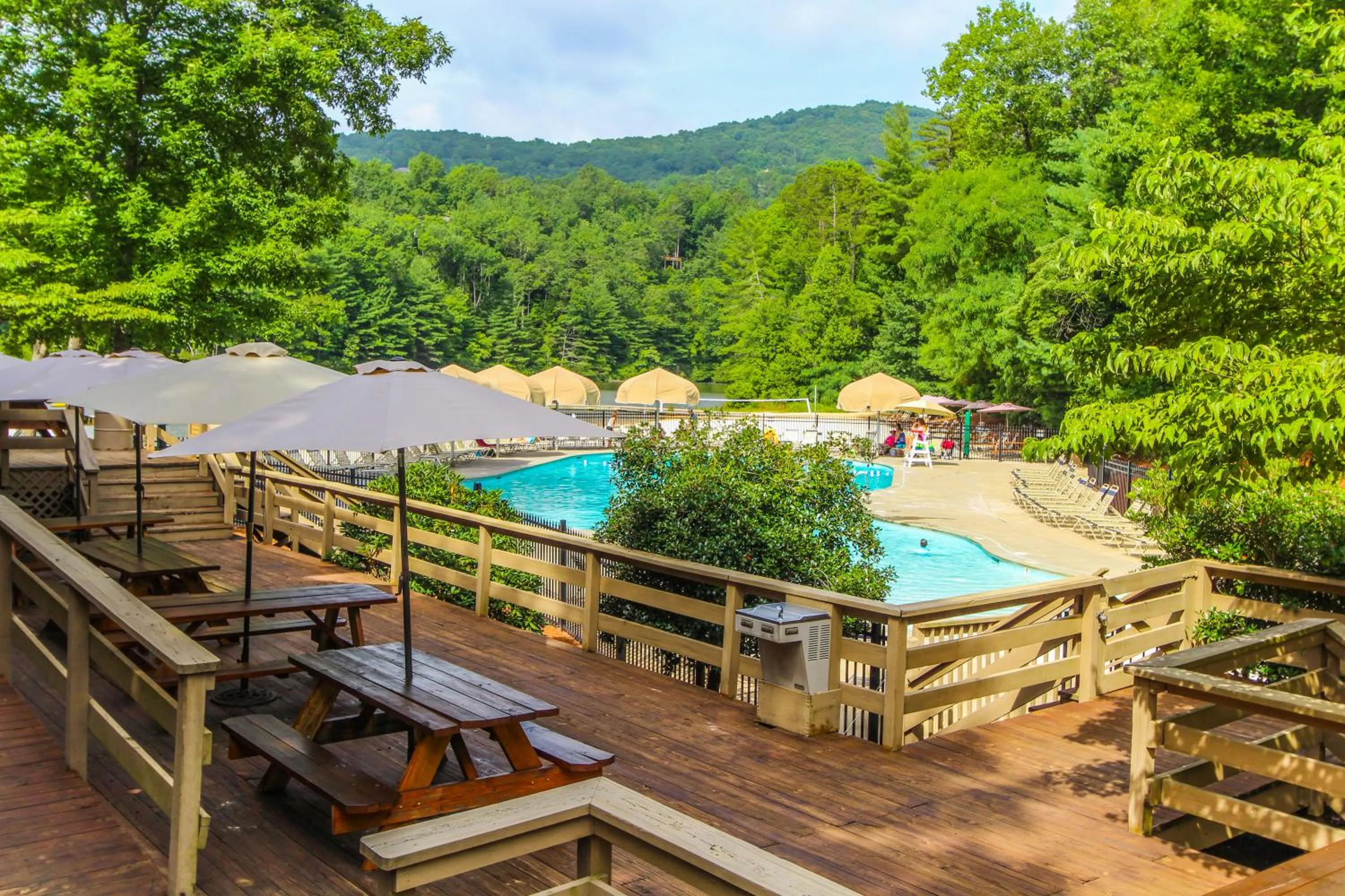 Swimming pool in Golf Club Villas