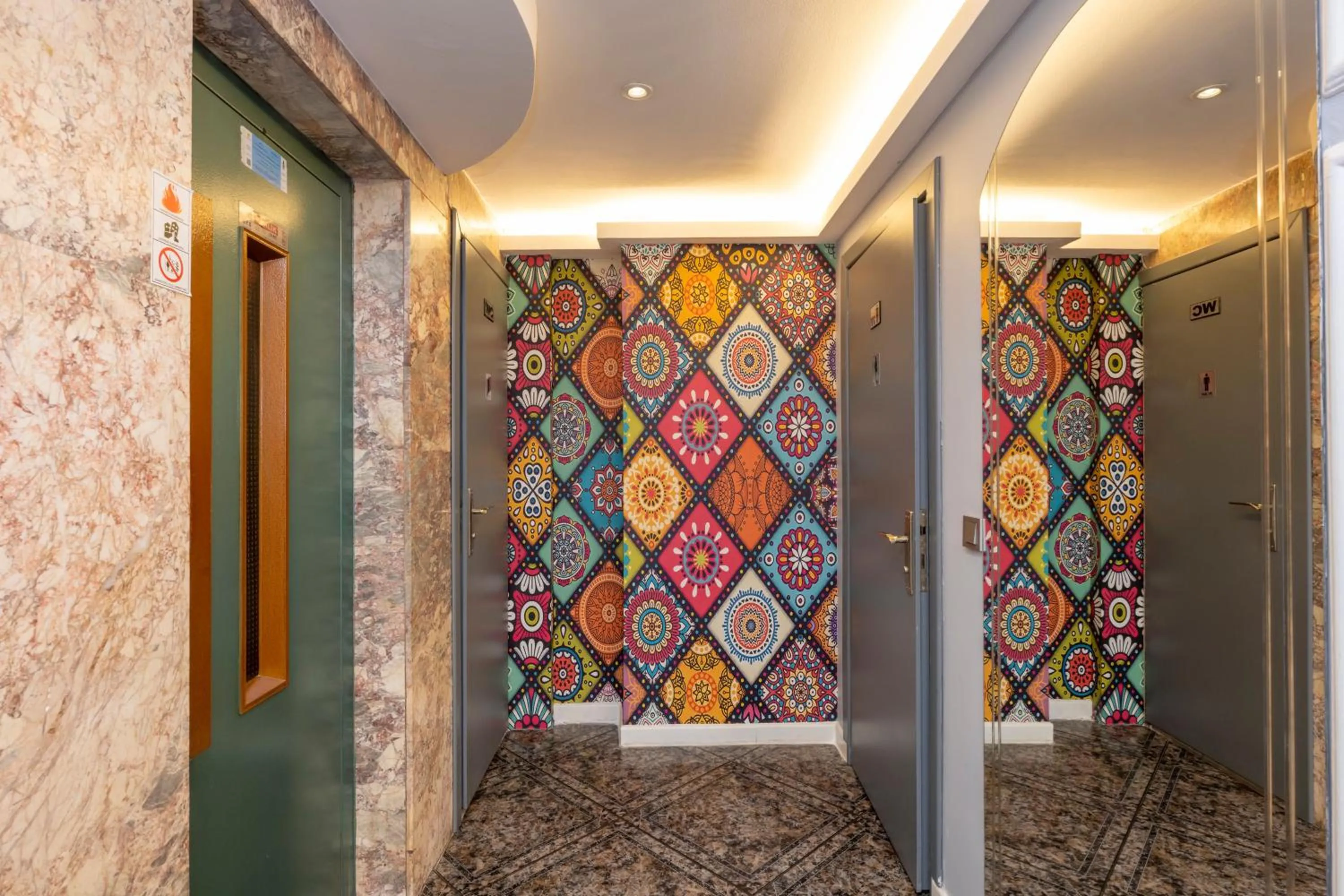 Floor plan in Hotel Devman