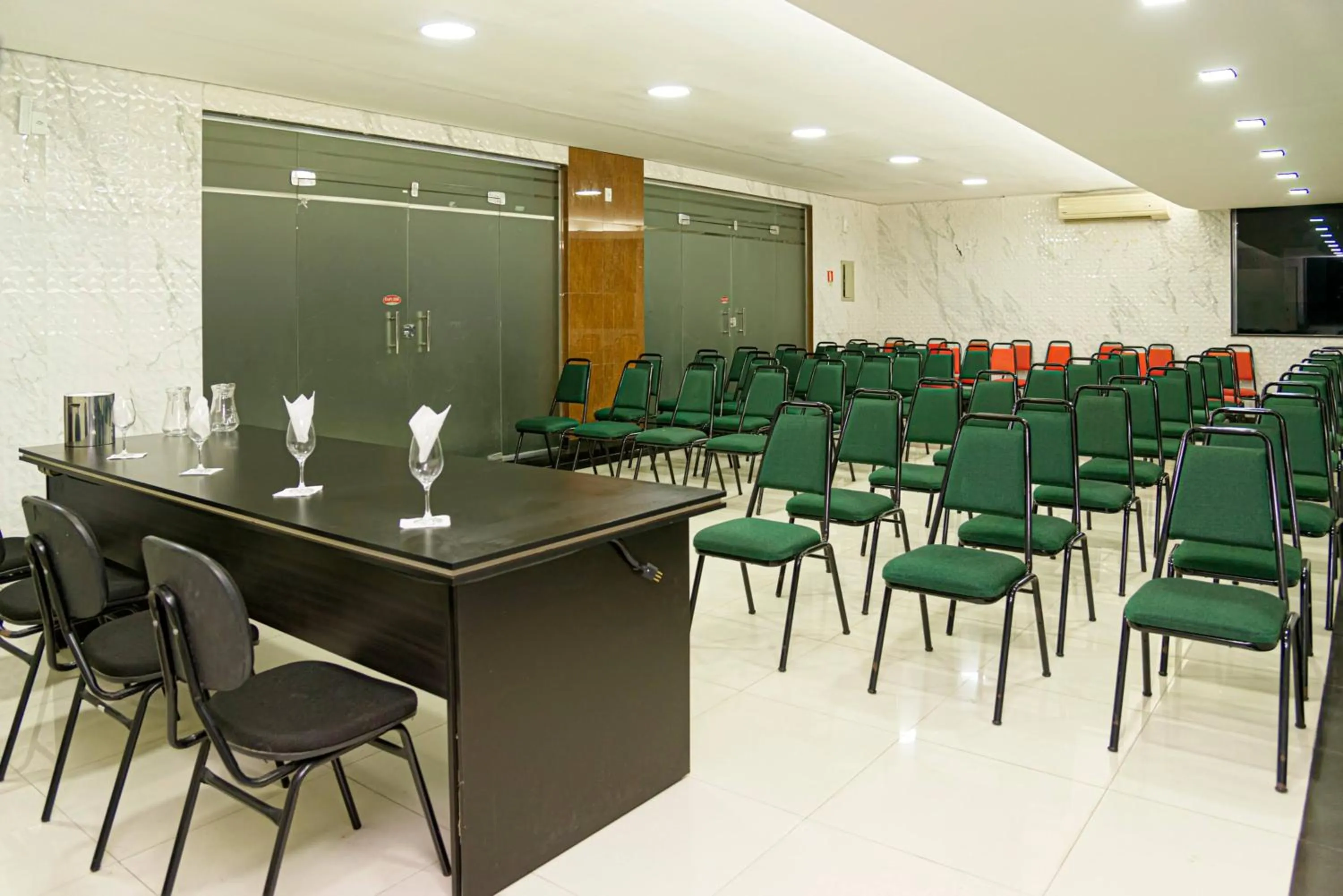 Business facilities in Rede Andrade Amazônia