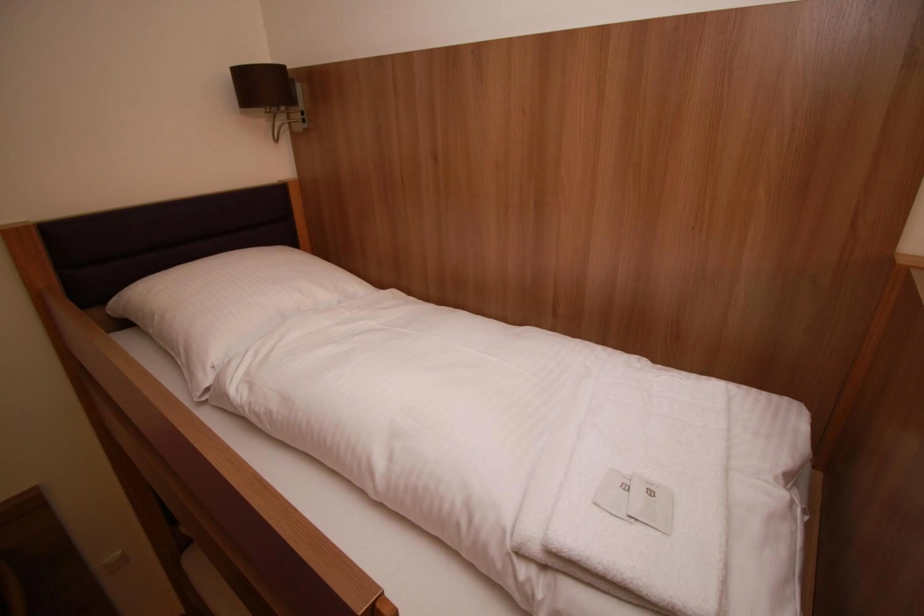 bunk bed, Bed in Slamba Hostel