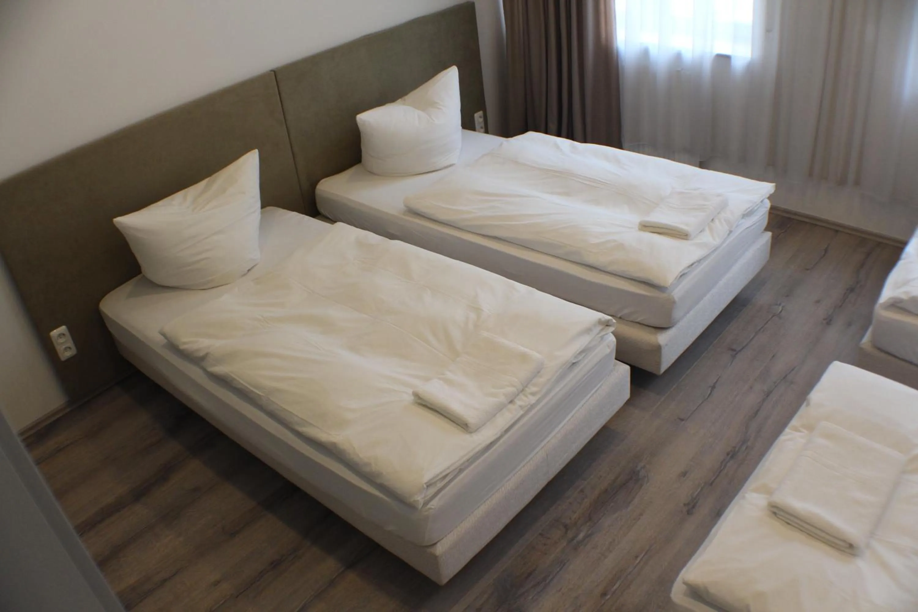 Photo of the whole room, Bed in Slamba Hostel