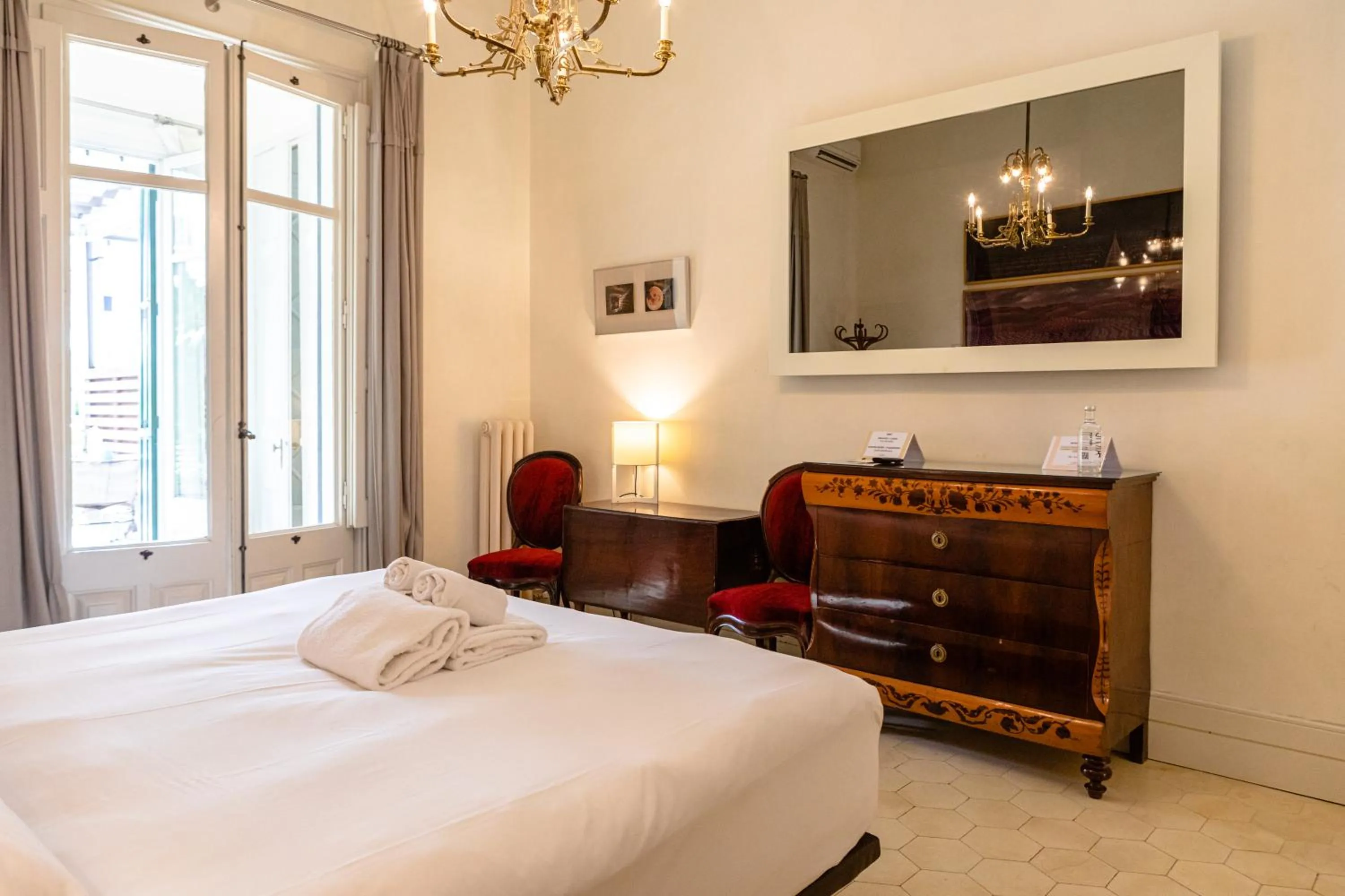 Bedroom, Bed in B&B Boutique Ca La Maria