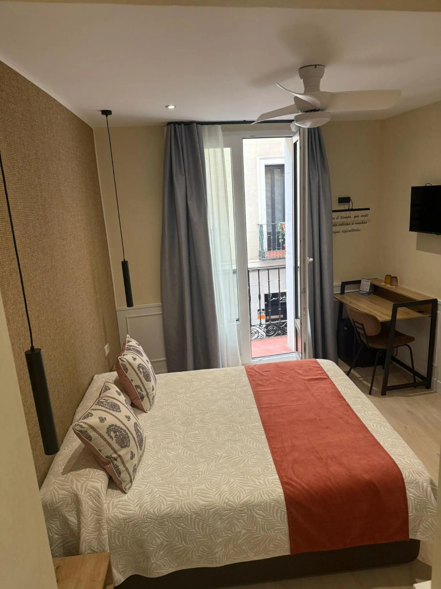 Bedroom, Bed in Cálamo Guesthouse