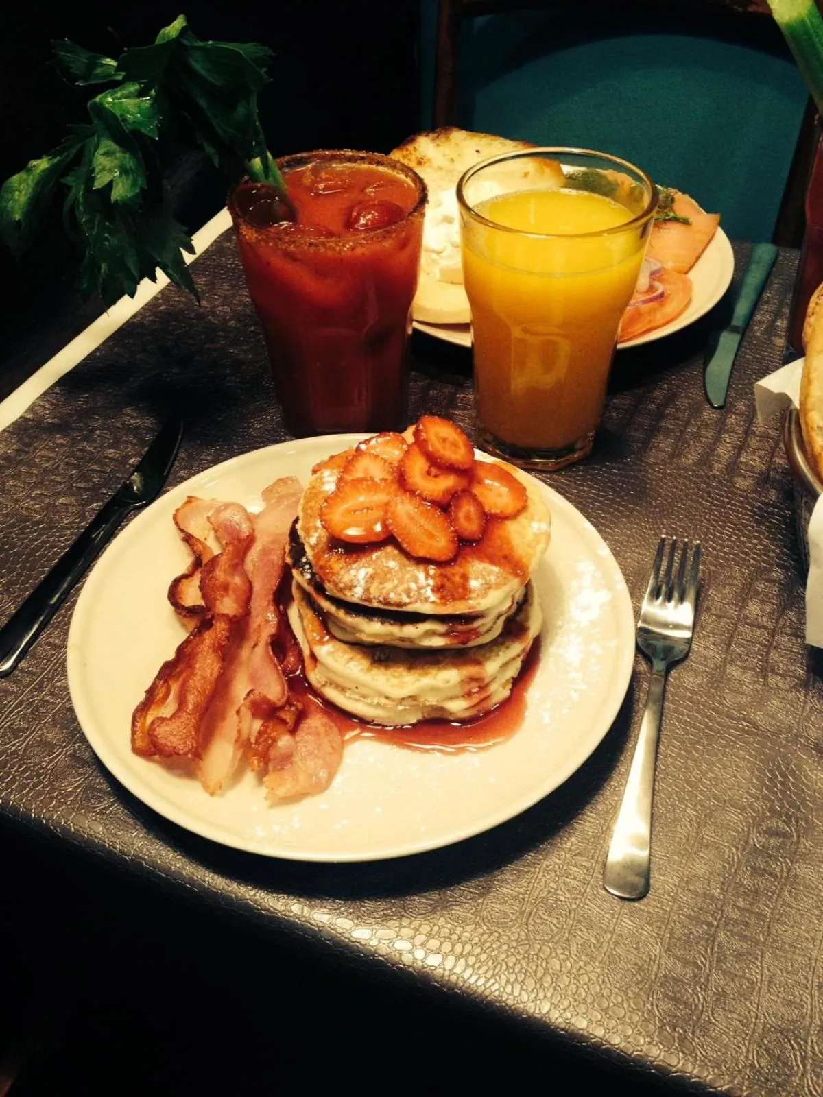 Breakfast in Cálamo Guesthouse