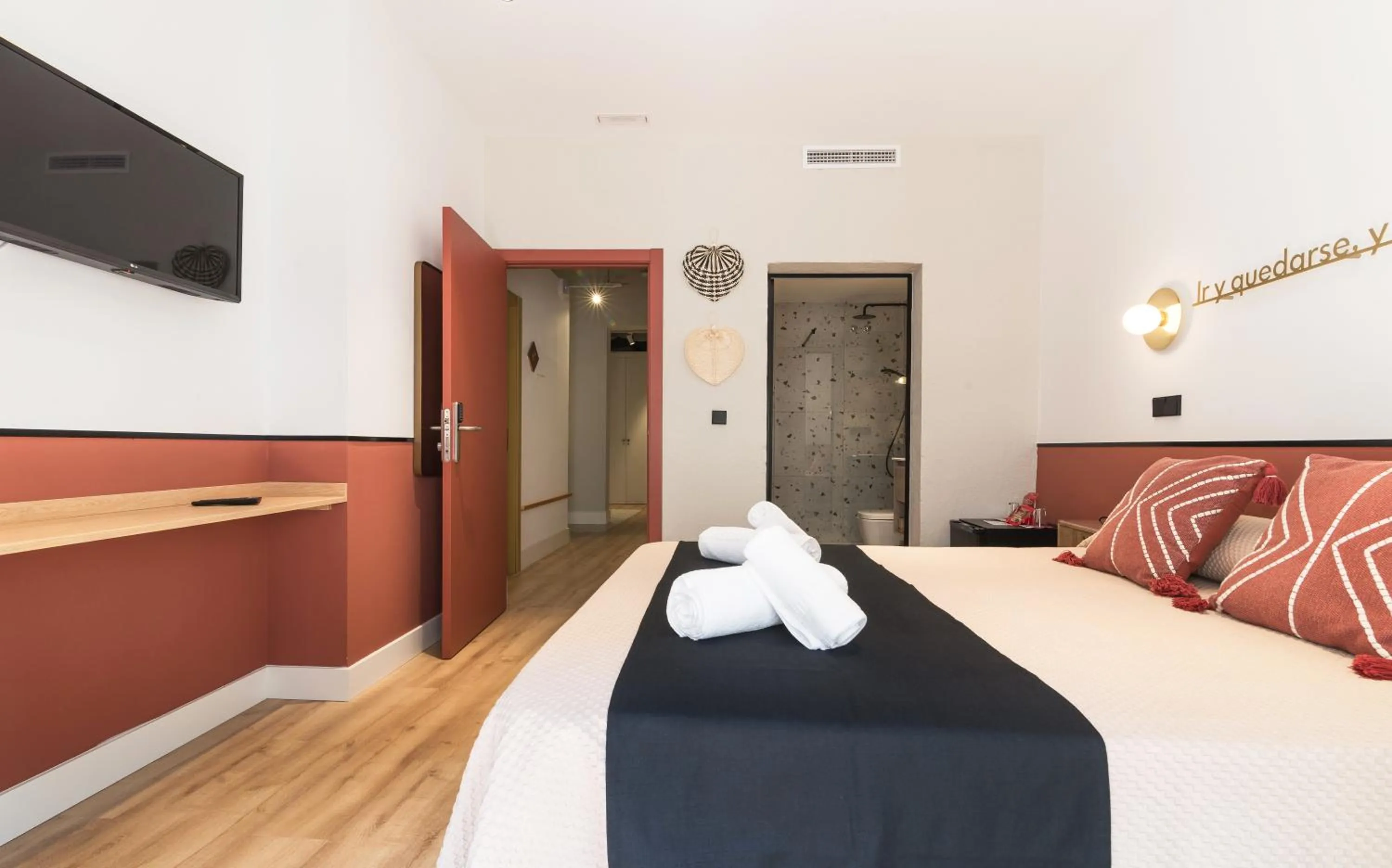 Photo of the whole room, Bed in Cálamo Guesthouse