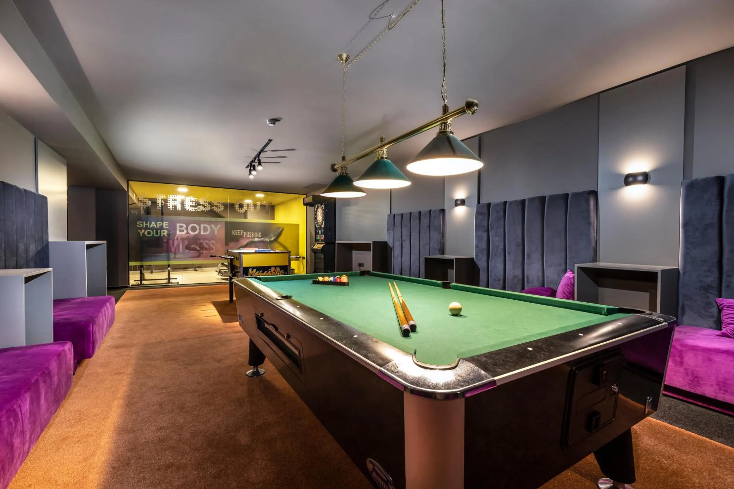 Billiard in Hotel Urban
