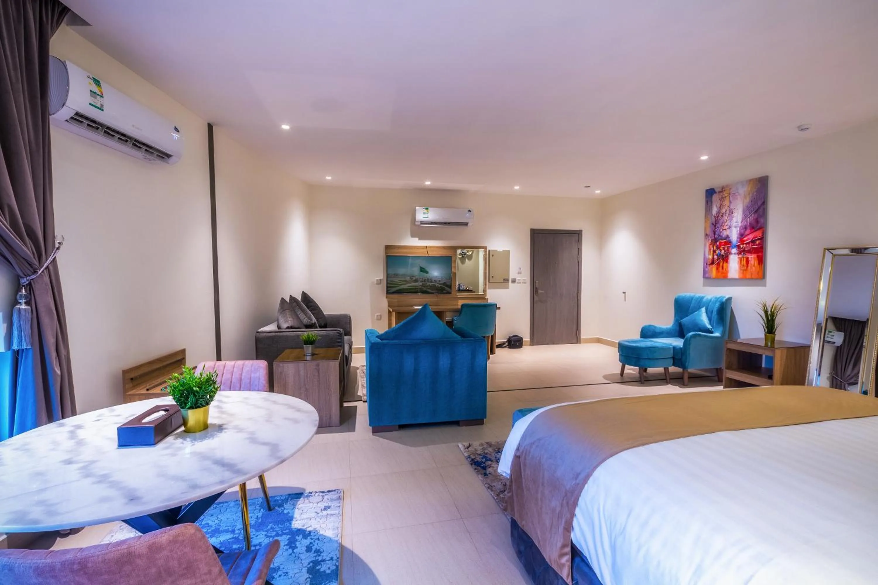 Photo of the whole room, Bed in The Address Palace Apartments