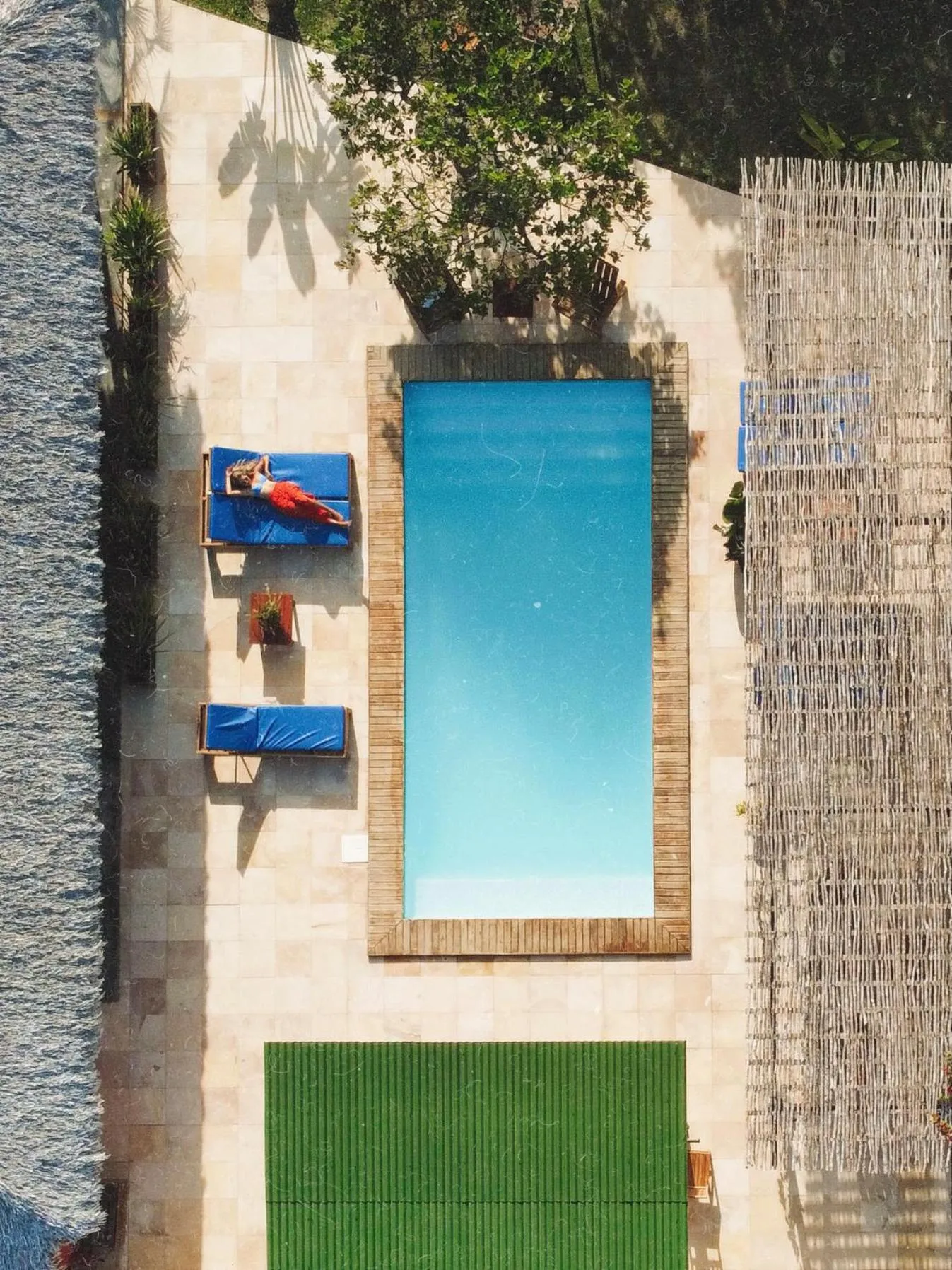 Swimming pool in VILA ATY LODGE