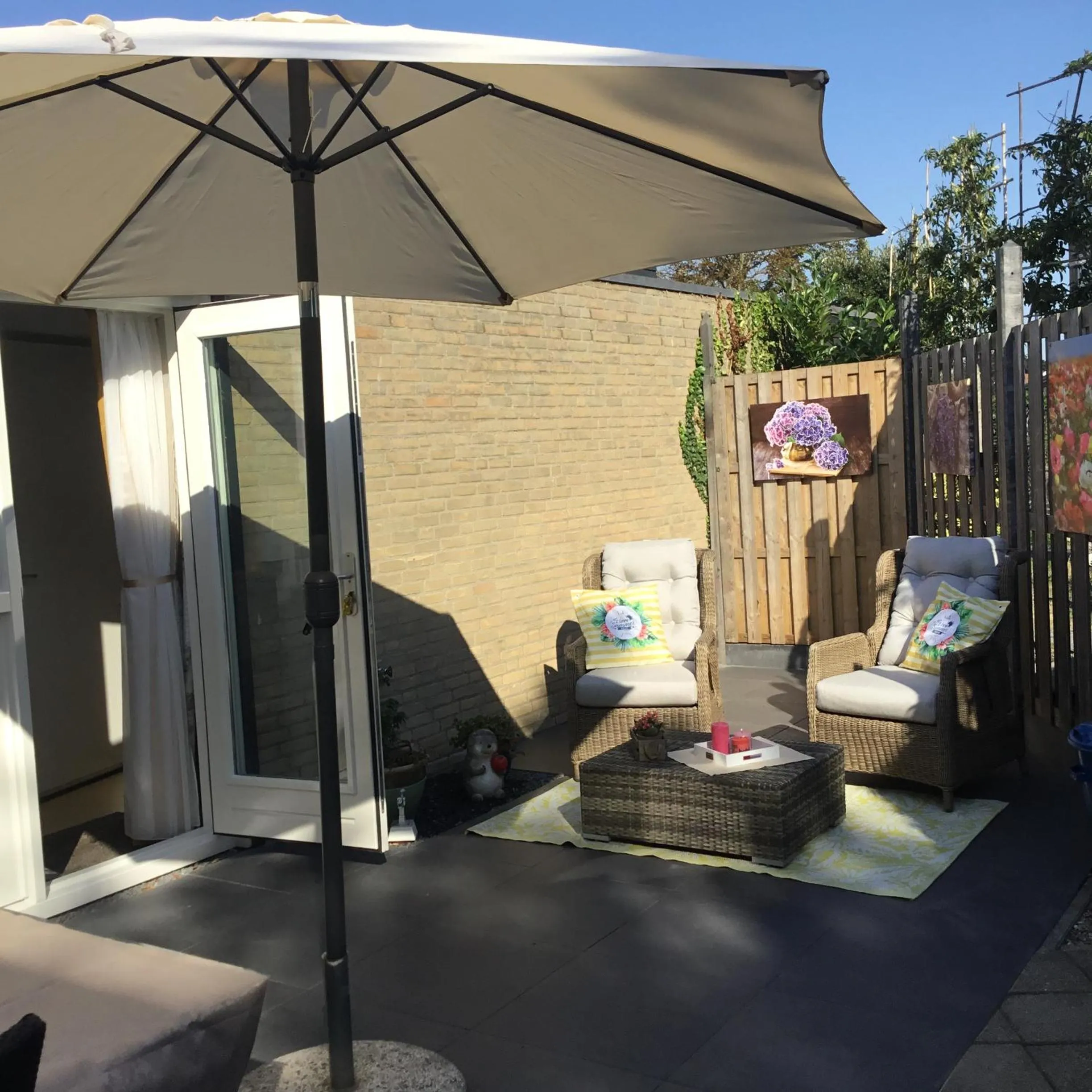 Garden in B & B Rosamie