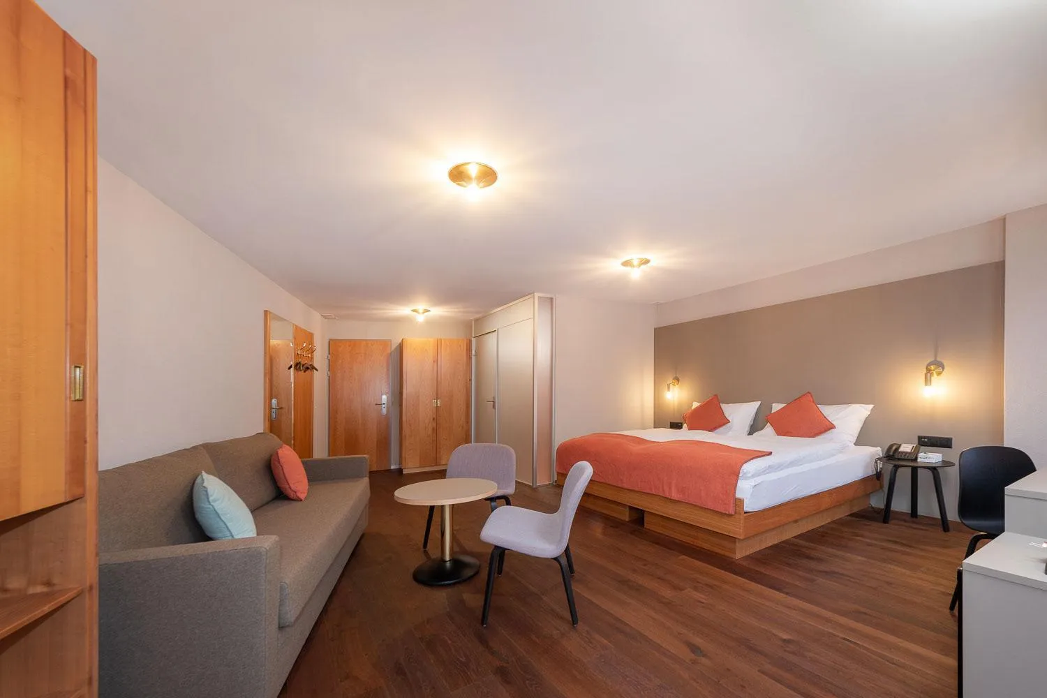 Bedroom, Bed in Hotel Alex Business & SPA