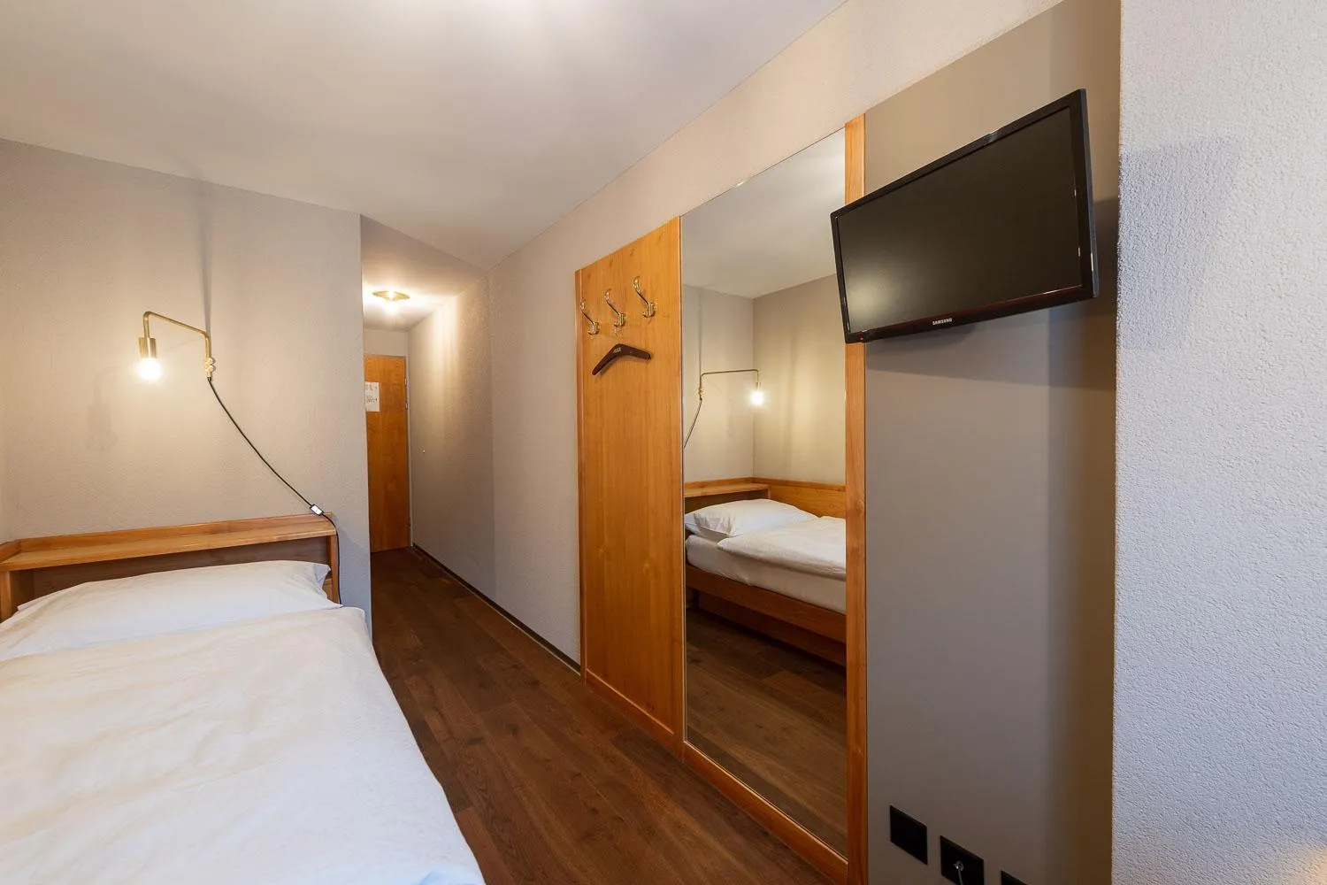 Bedroom, Bed in Hotel Alex Business & SPA