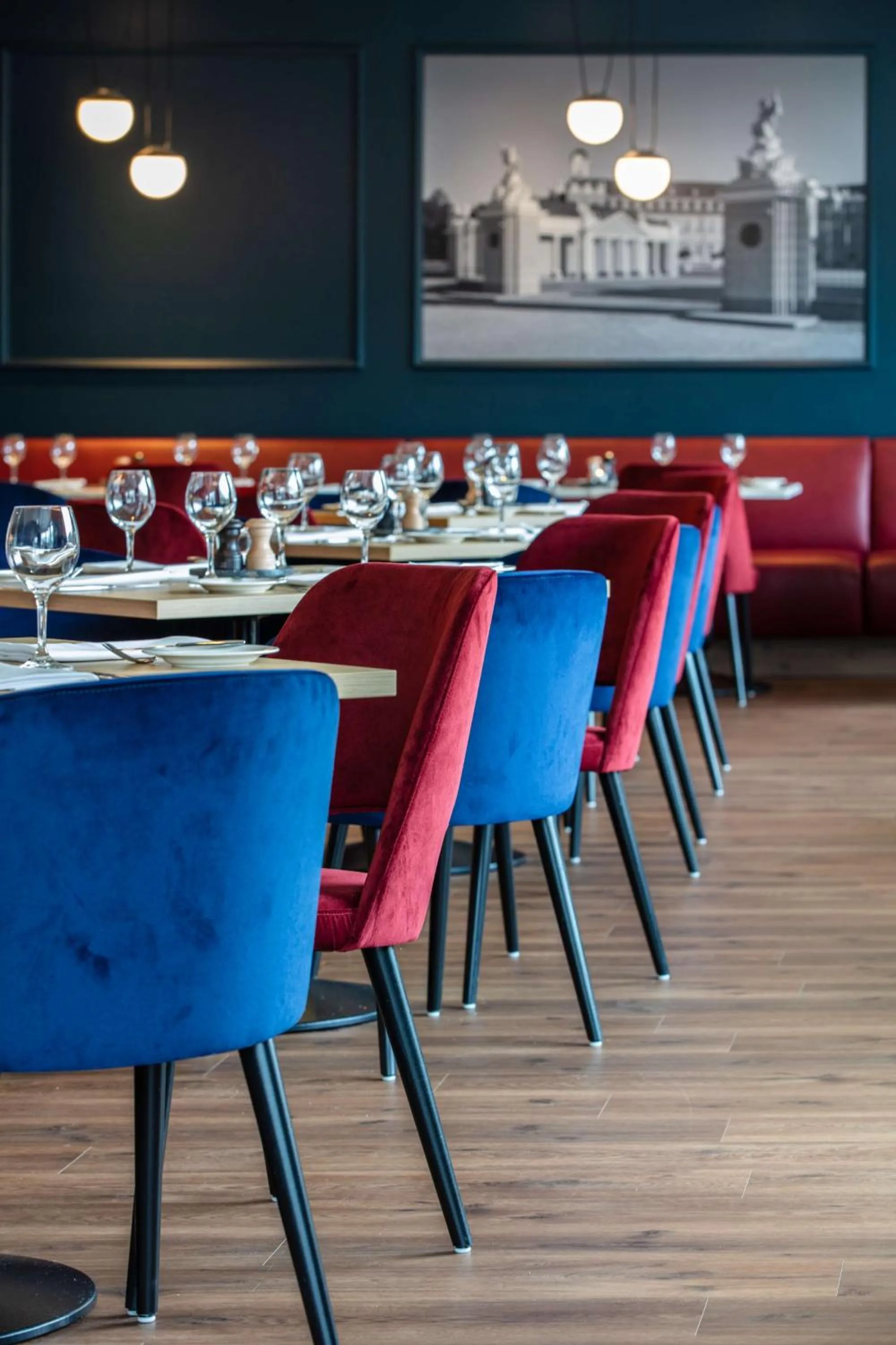 Restaurant/places to eat in Radisson Blu Hotel Karlsruhe