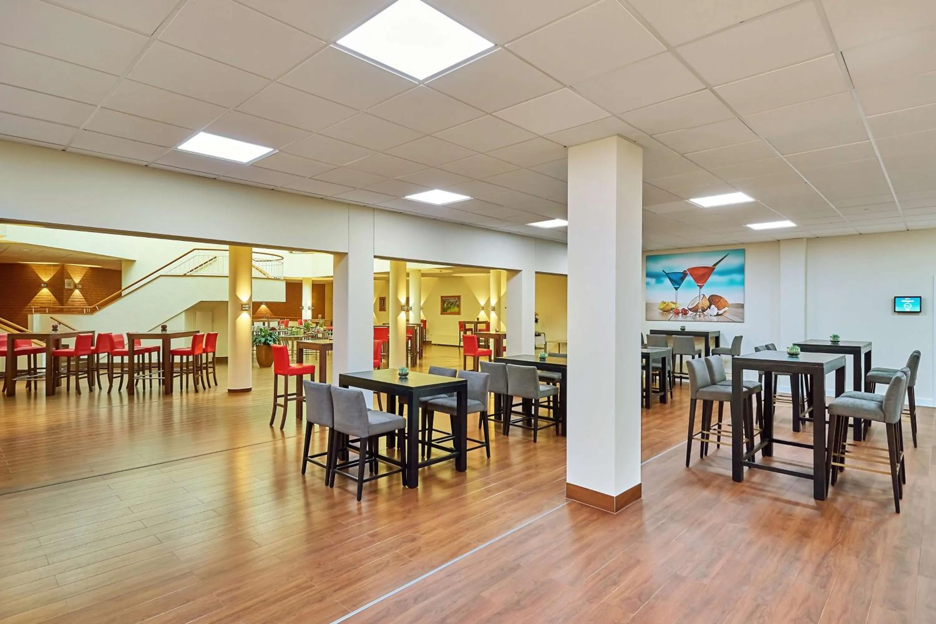 Lounge or bar in Radisson Blu Hotel Karlsruhe