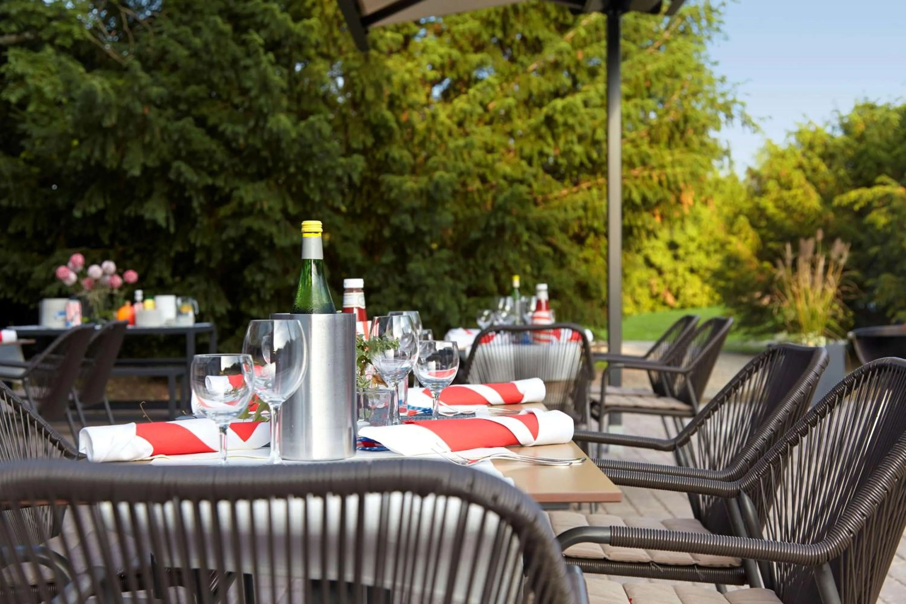 Restaurant/places to eat in Radisson Blu Hotel Karlsruhe