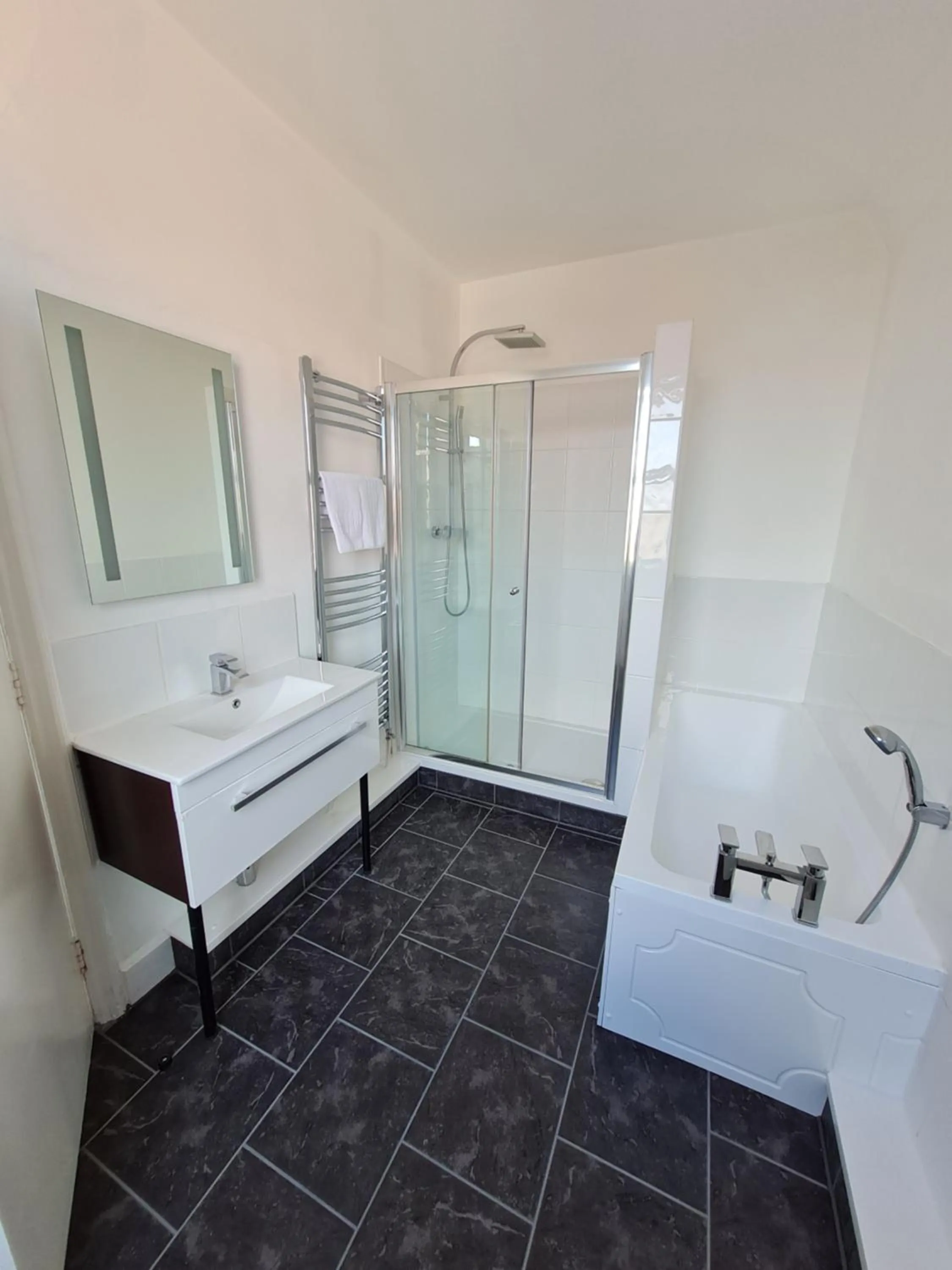 Shower in H.V Apartments