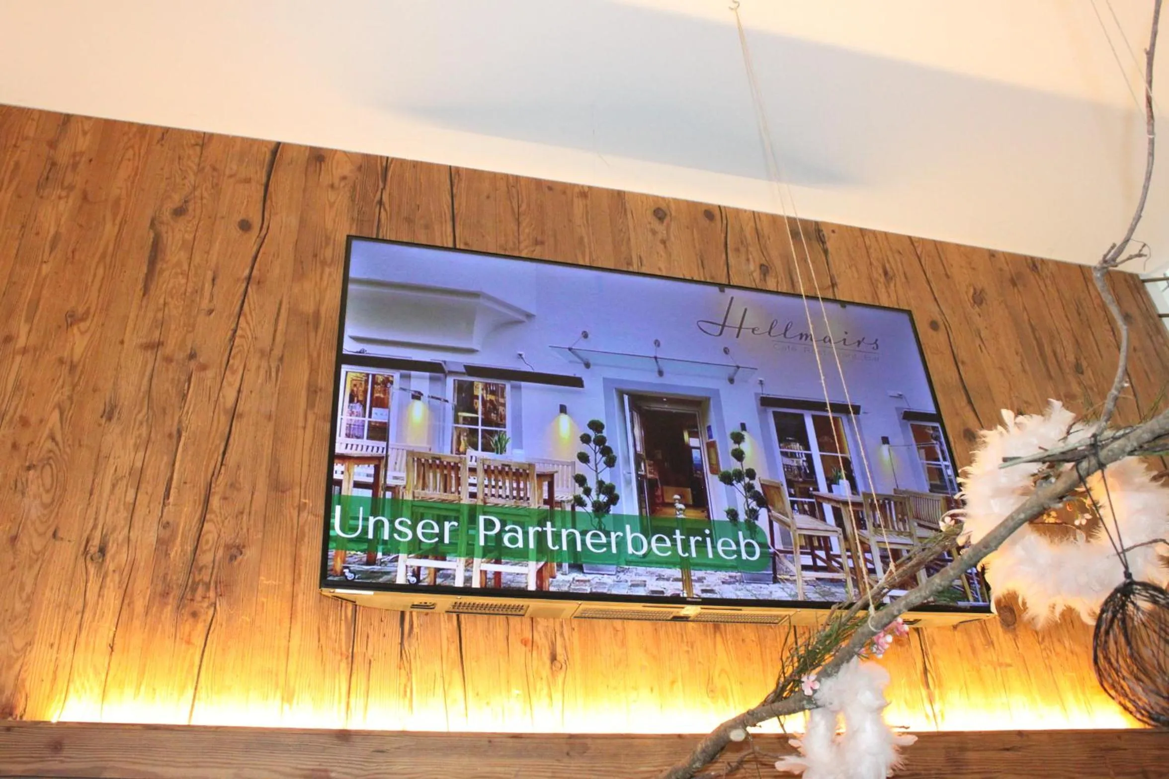 Restaurant/places to eat in Hotel Waitzingers