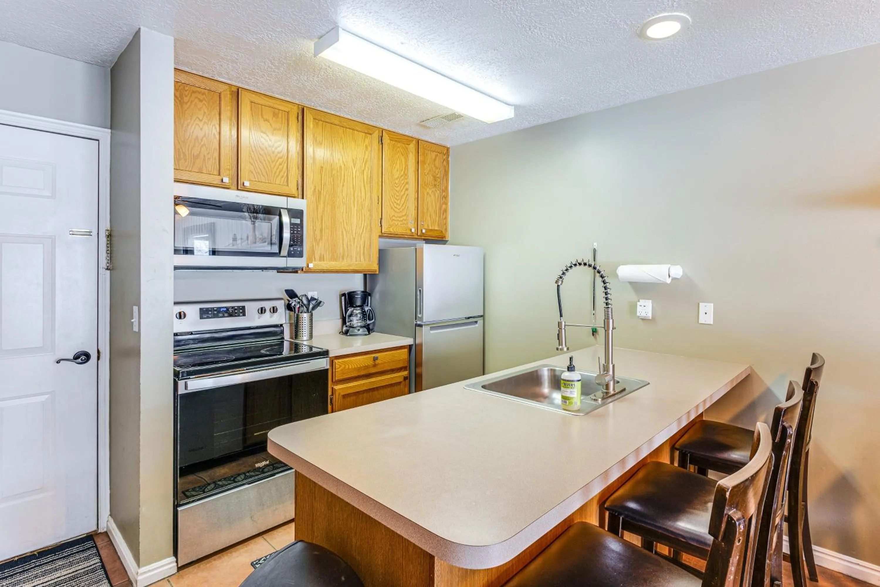 Garden City Condo with Pool Access by Bear Lake!