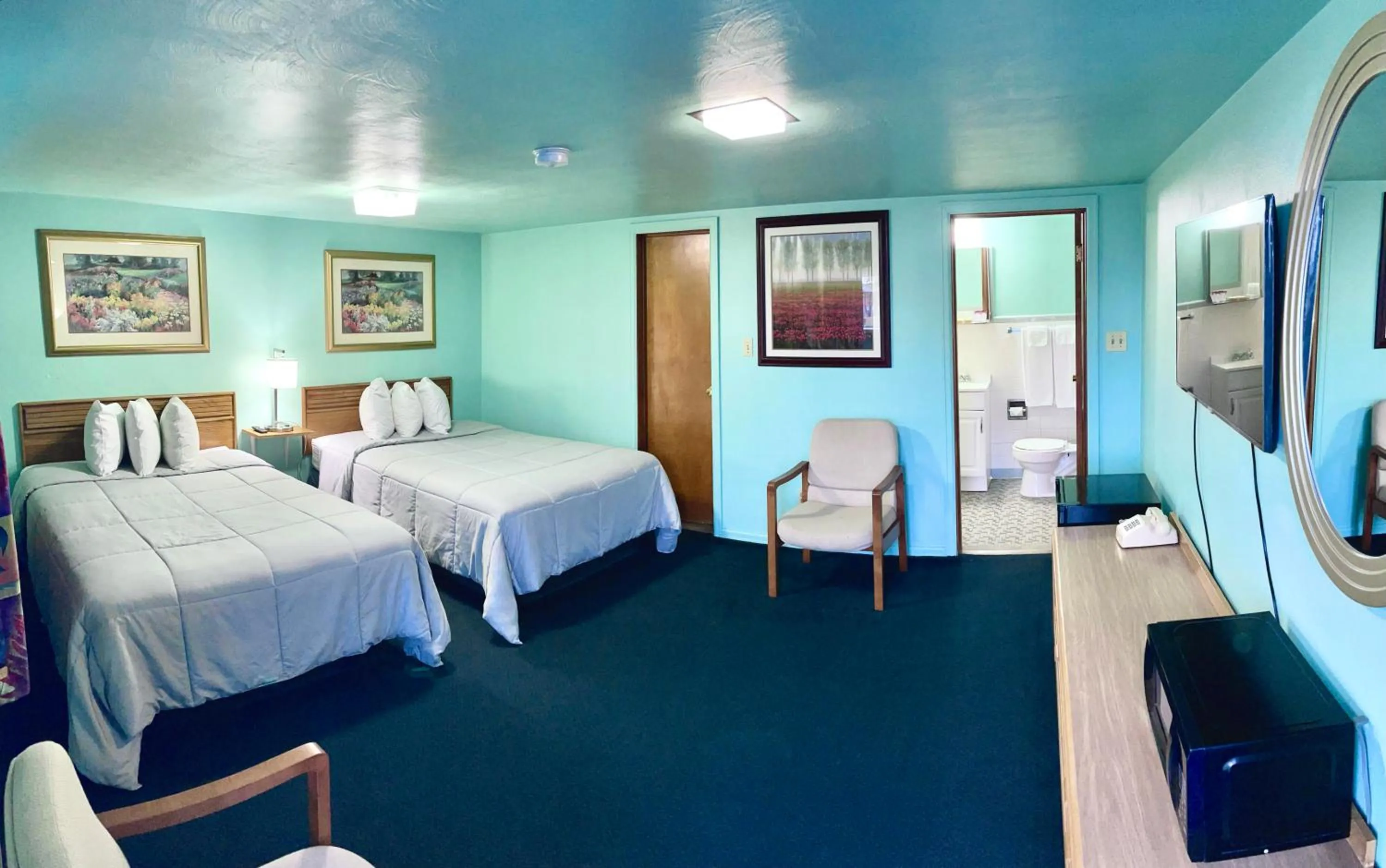 Bed in Best Motel Bowling Green