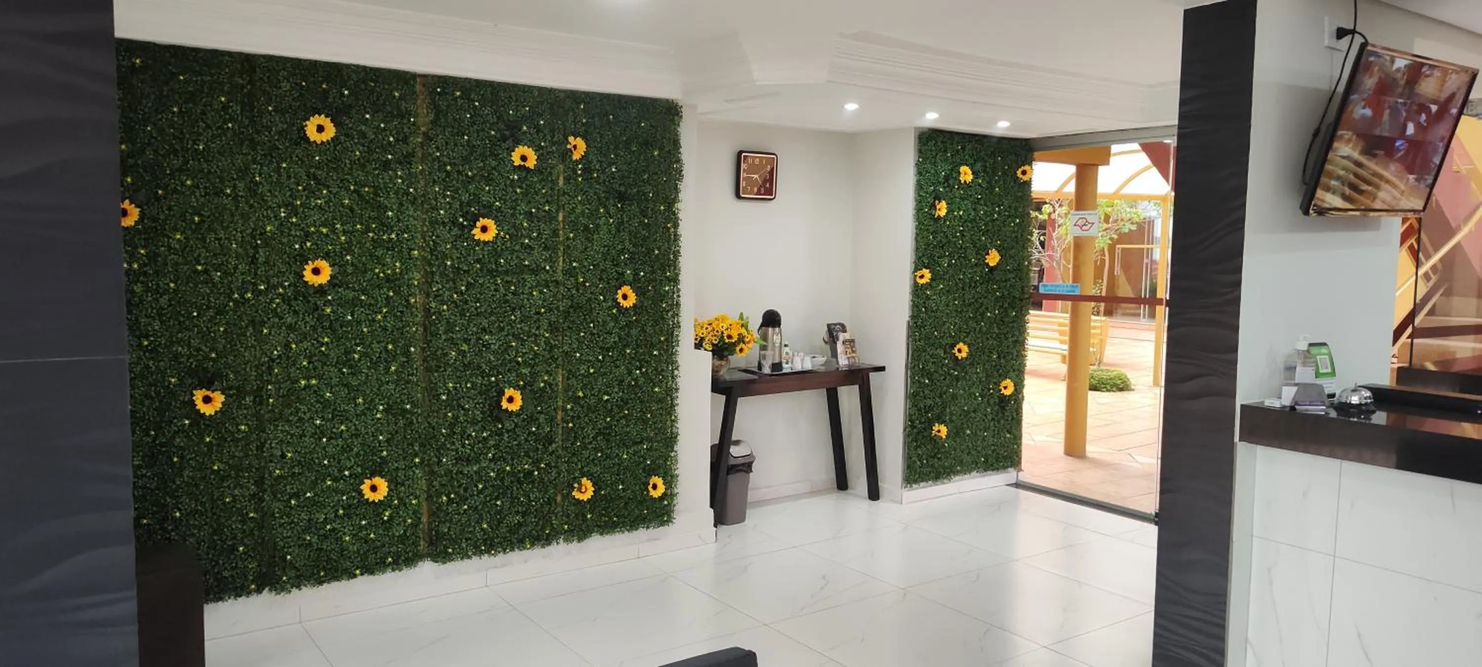 Lobby or reception in Hotel Sta Mônica Marília