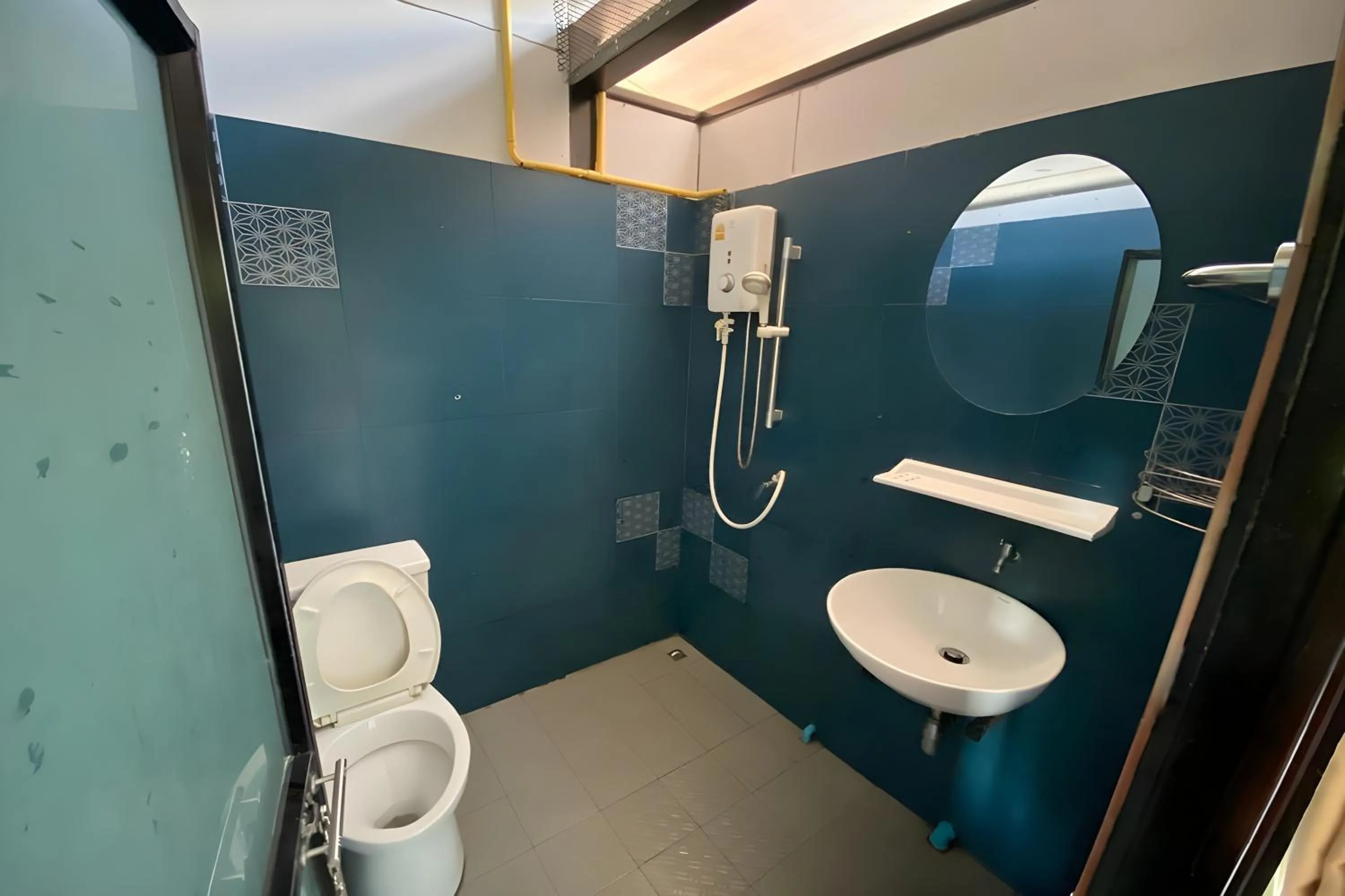 Bathroom in Baan Rim Nam Resort