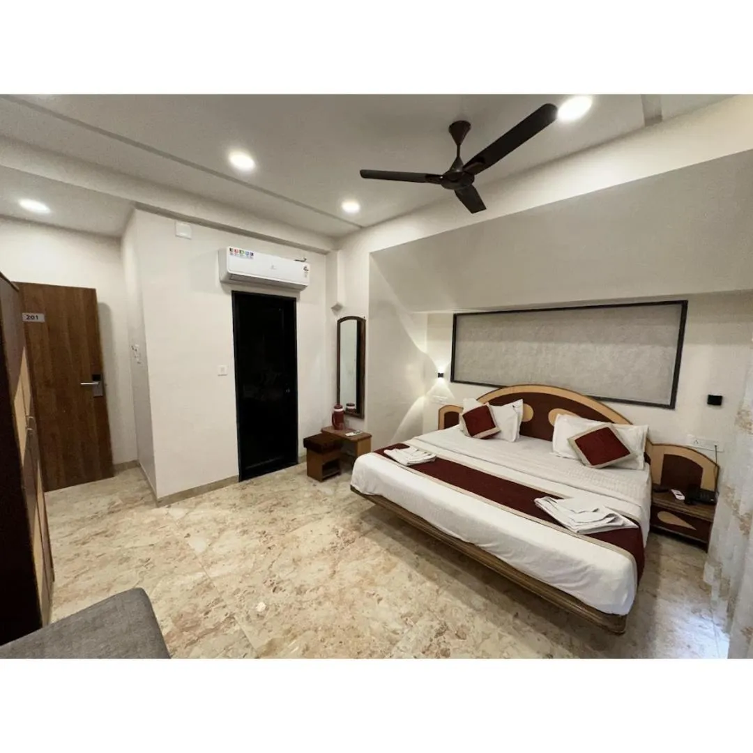 Bed in Hotel Always Welcome by SAH