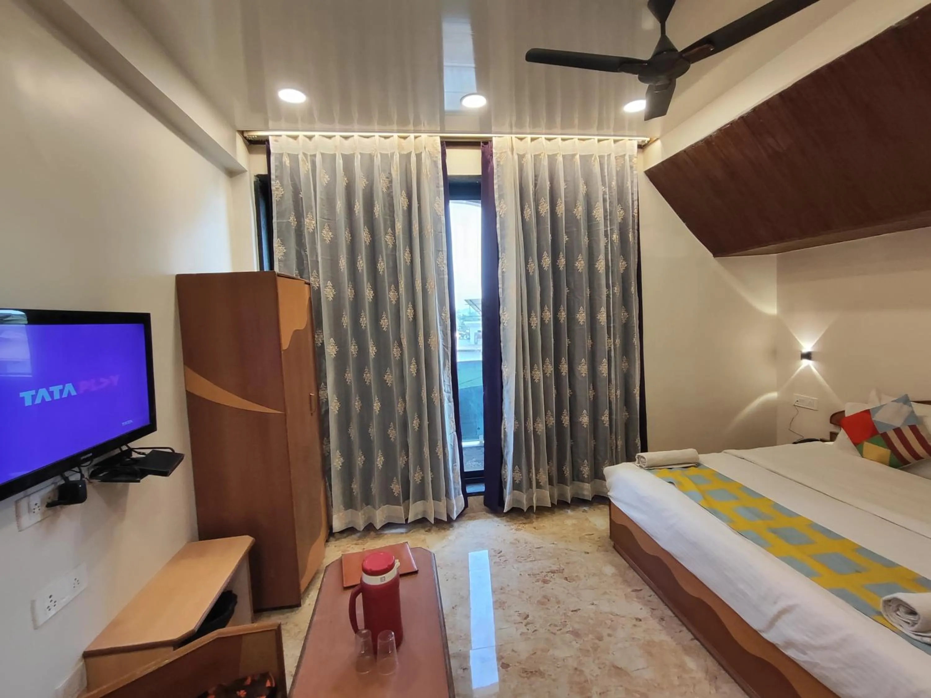 Bed in Hotel Always Welcome by SAH