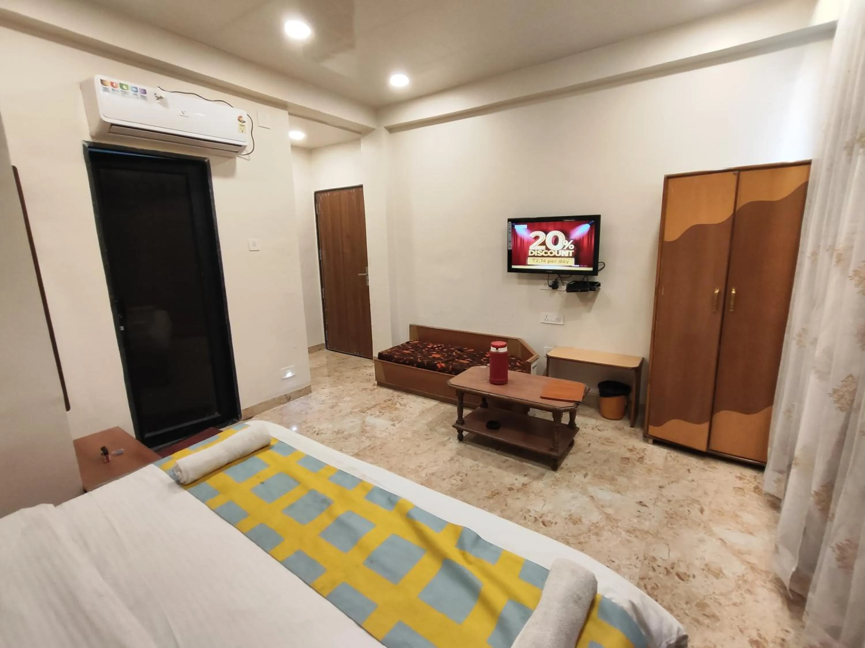 Bed in Hotel Always Welcome by SAH