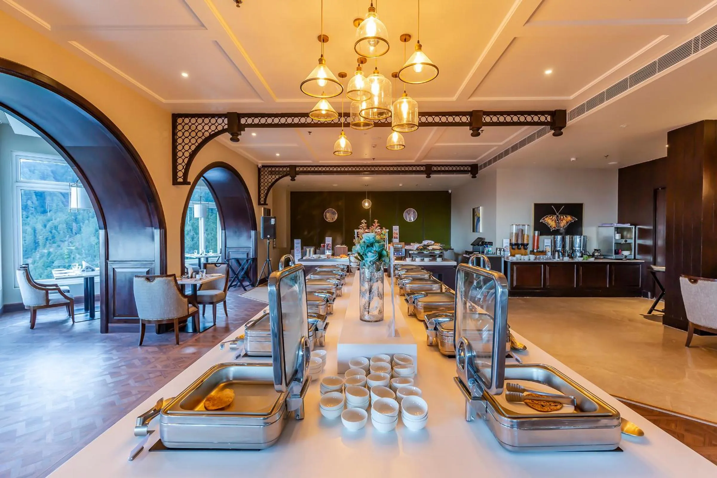 Restaurant/places to eat in Fortune Park Dalhousie - Member ITC Hotels' Group