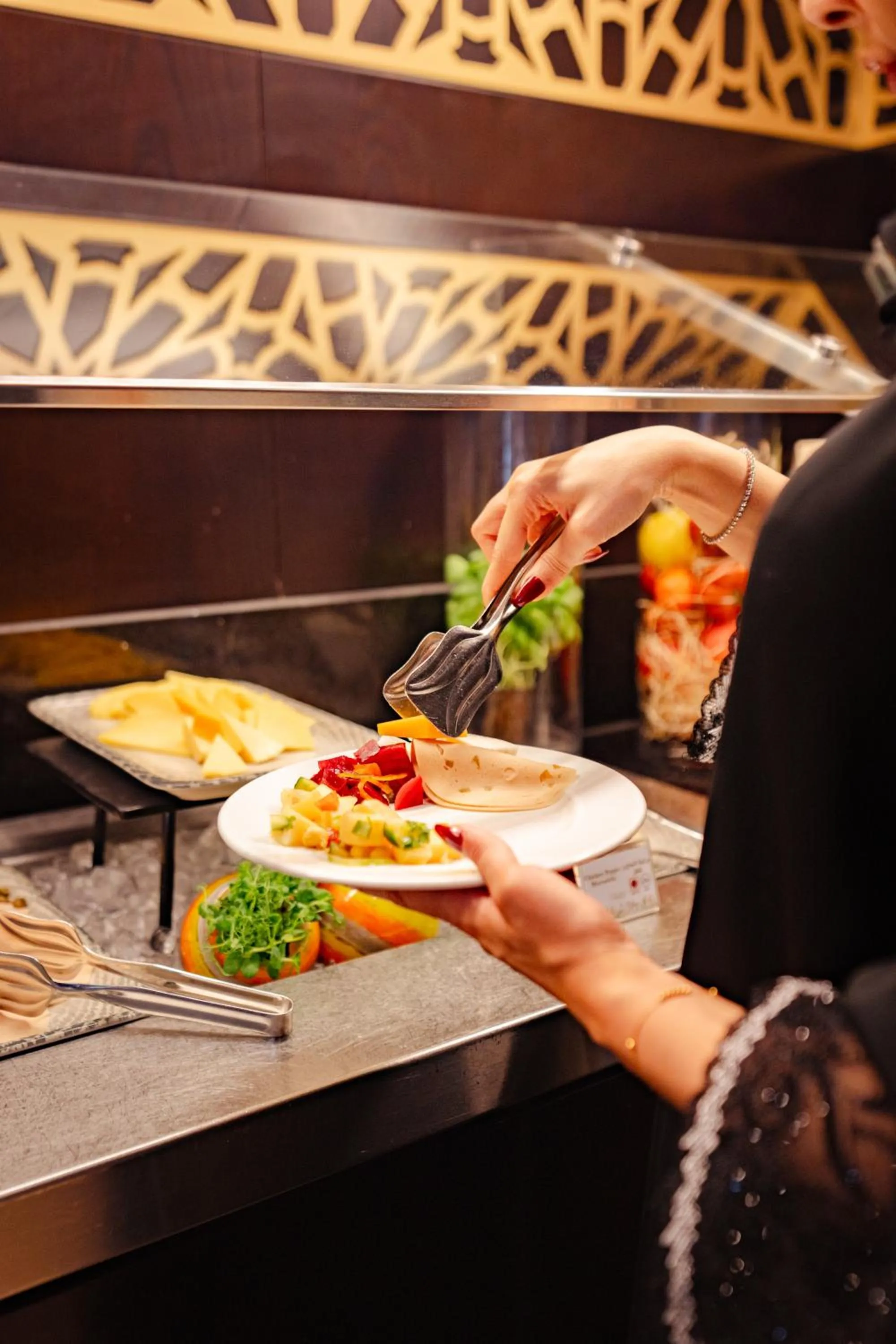 Buffet breakfast in Metropolitan Al Mafraq Hotel