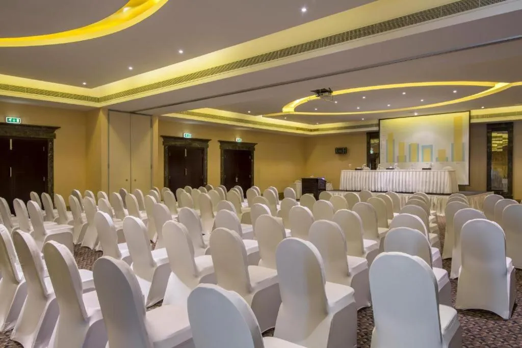 Meeting/conference room in Metropolitan Al Mafraq Hotel