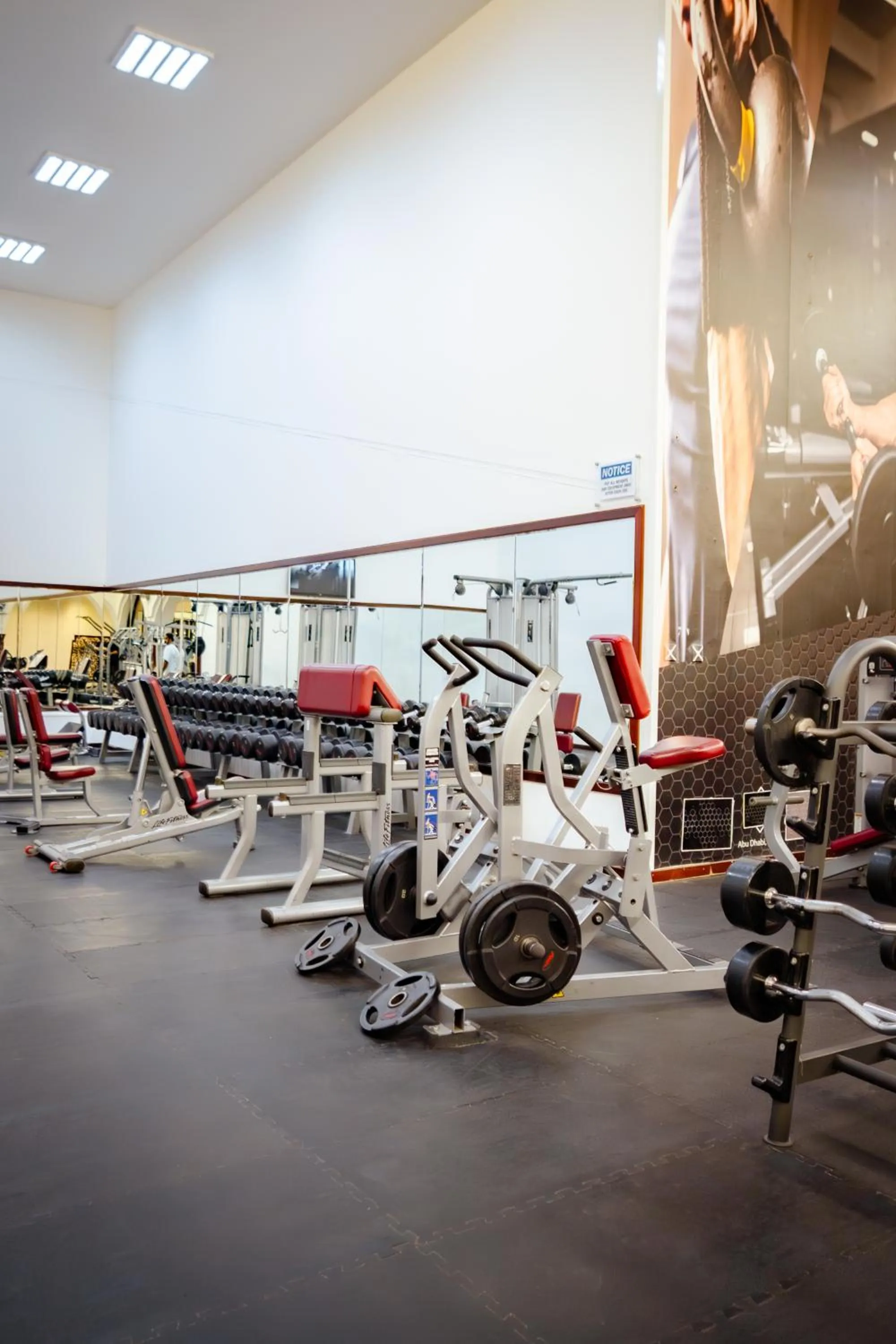 Fitness centre/facilities in Metropolitan Al Mafraq Hotel