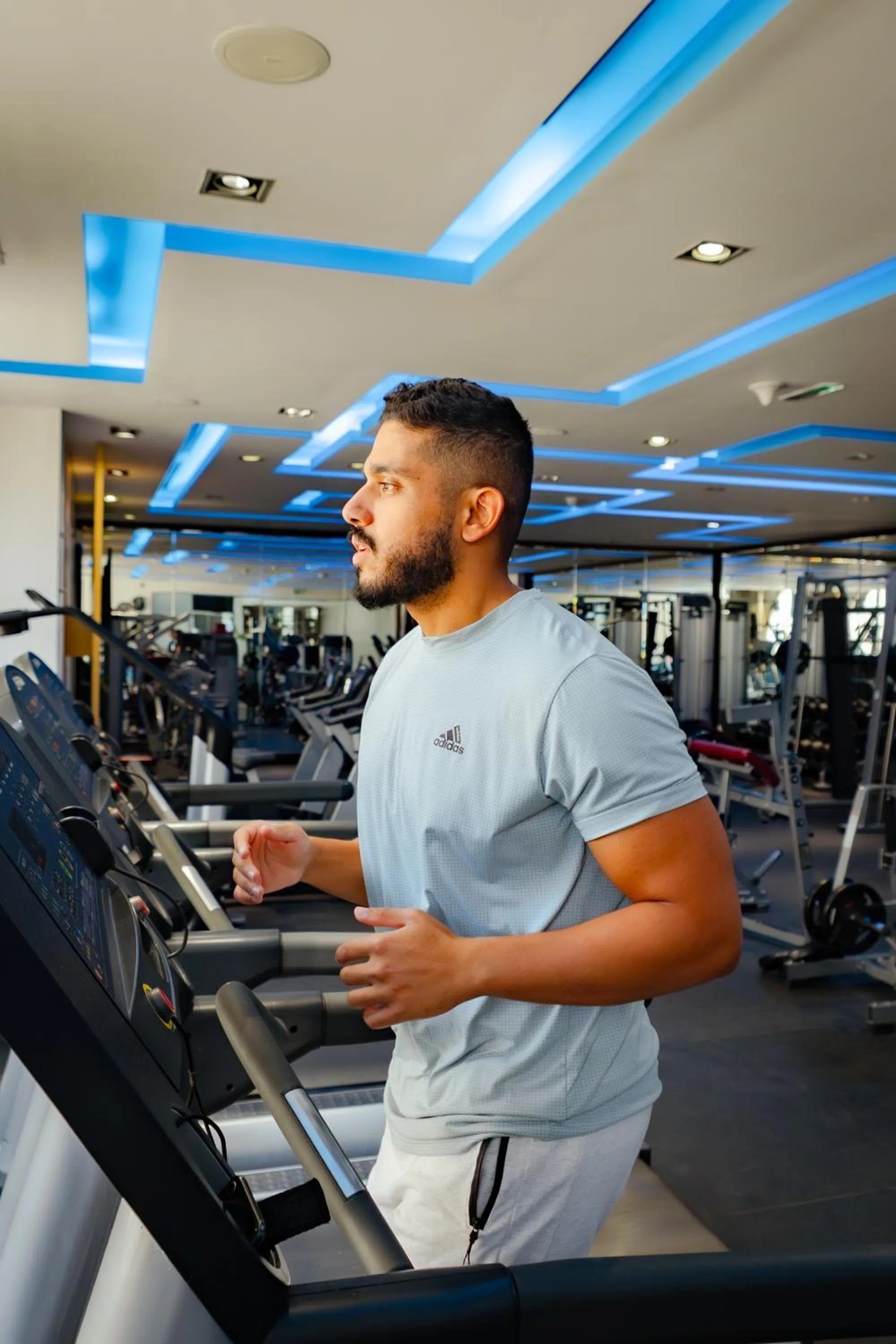 Fitness centre/facilities in Metropolitan Al Mafraq Hotel