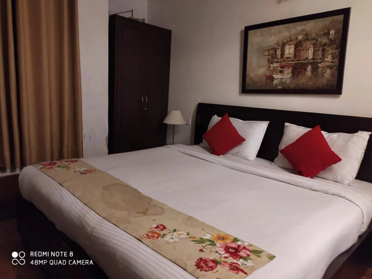 Bedroom, Bed in Manu Maharani Regency