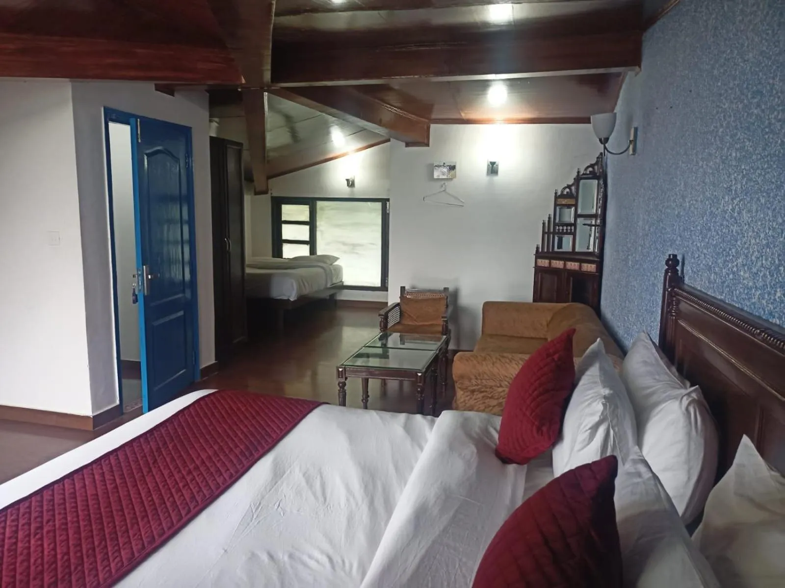 Bedroom, Bed in Manu Maharani Regency