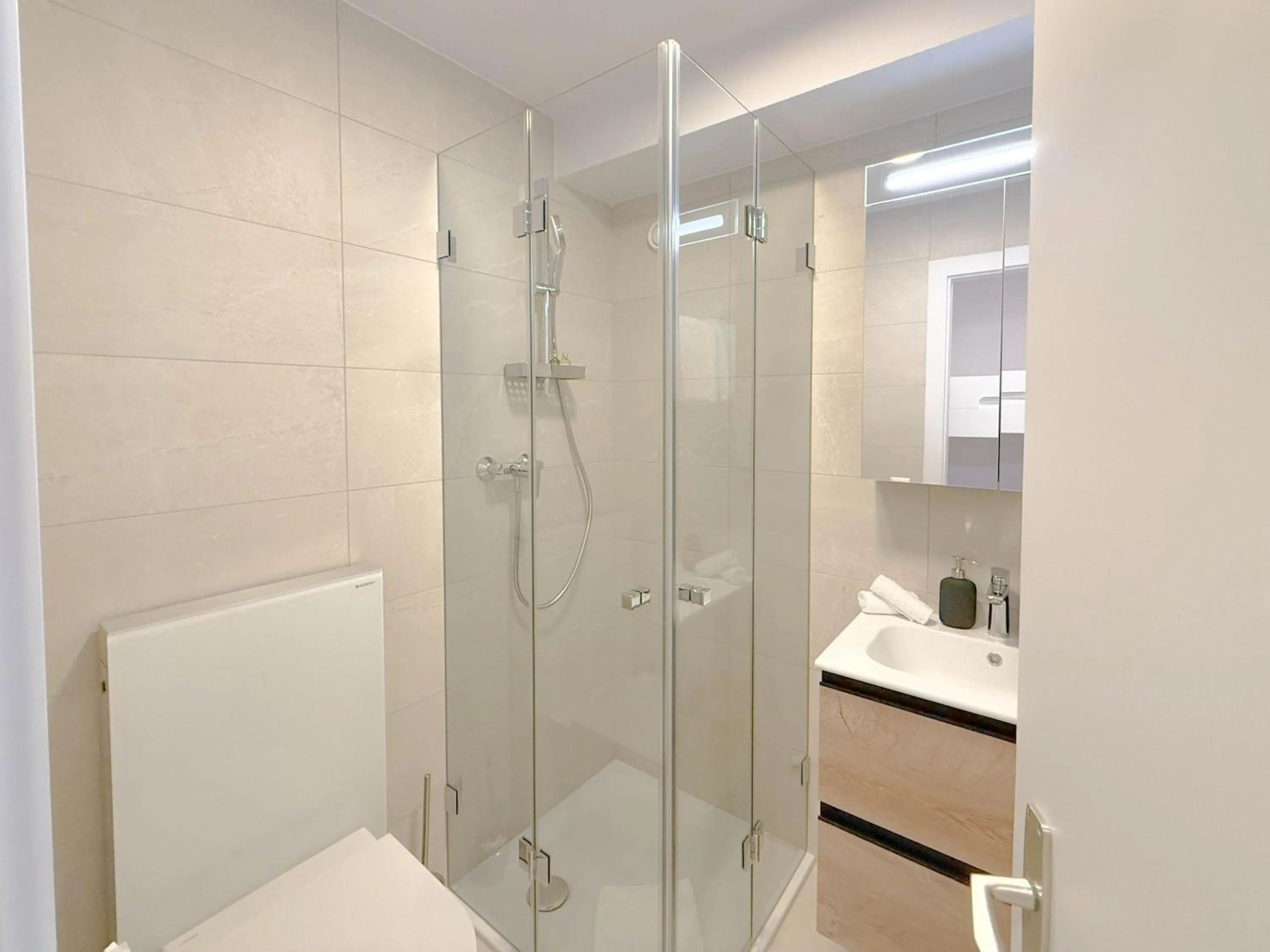 Bathroom in Hôtel des Bains de Saillon