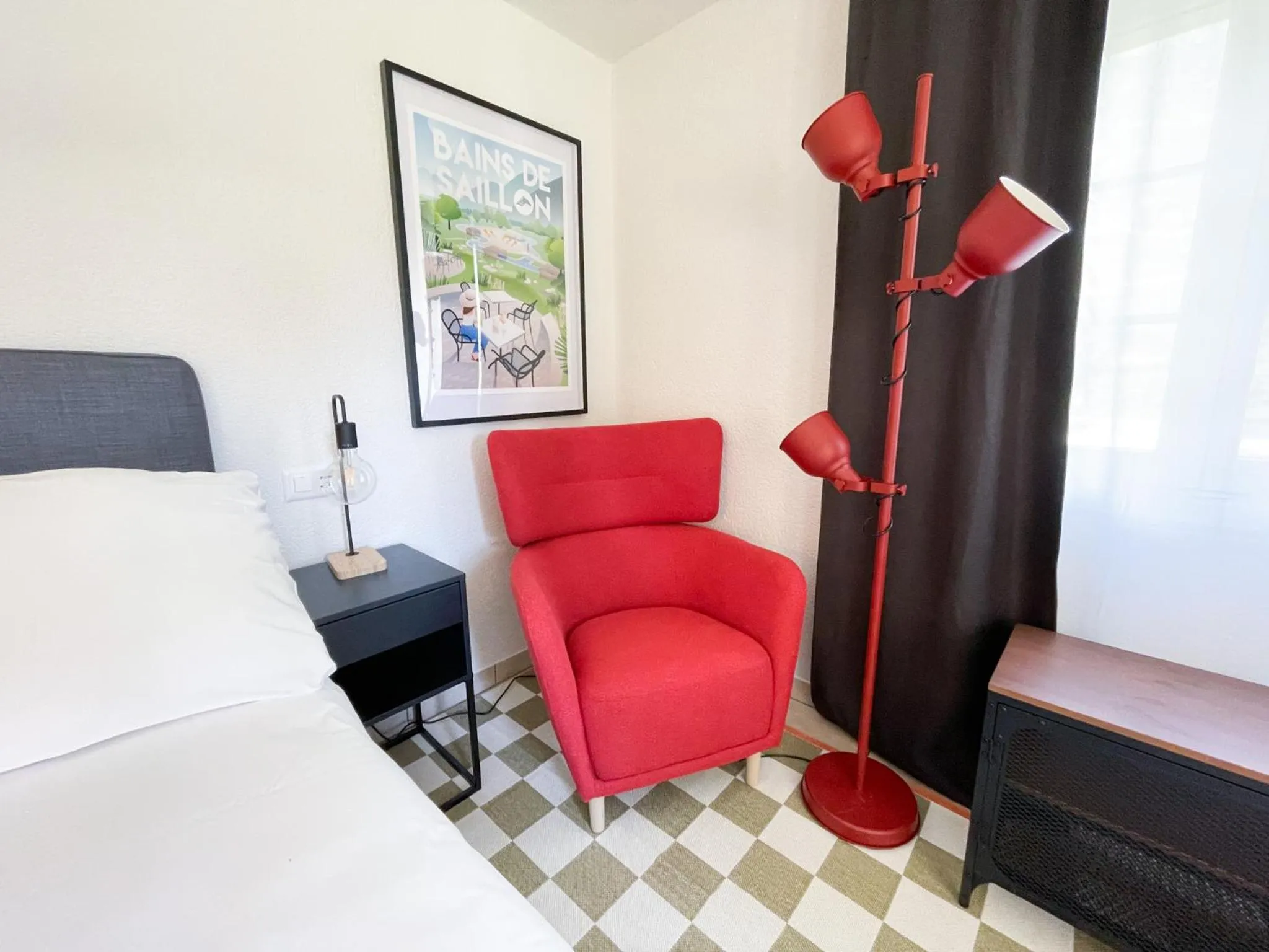 Bed in Hôtel des Bains de Saillon