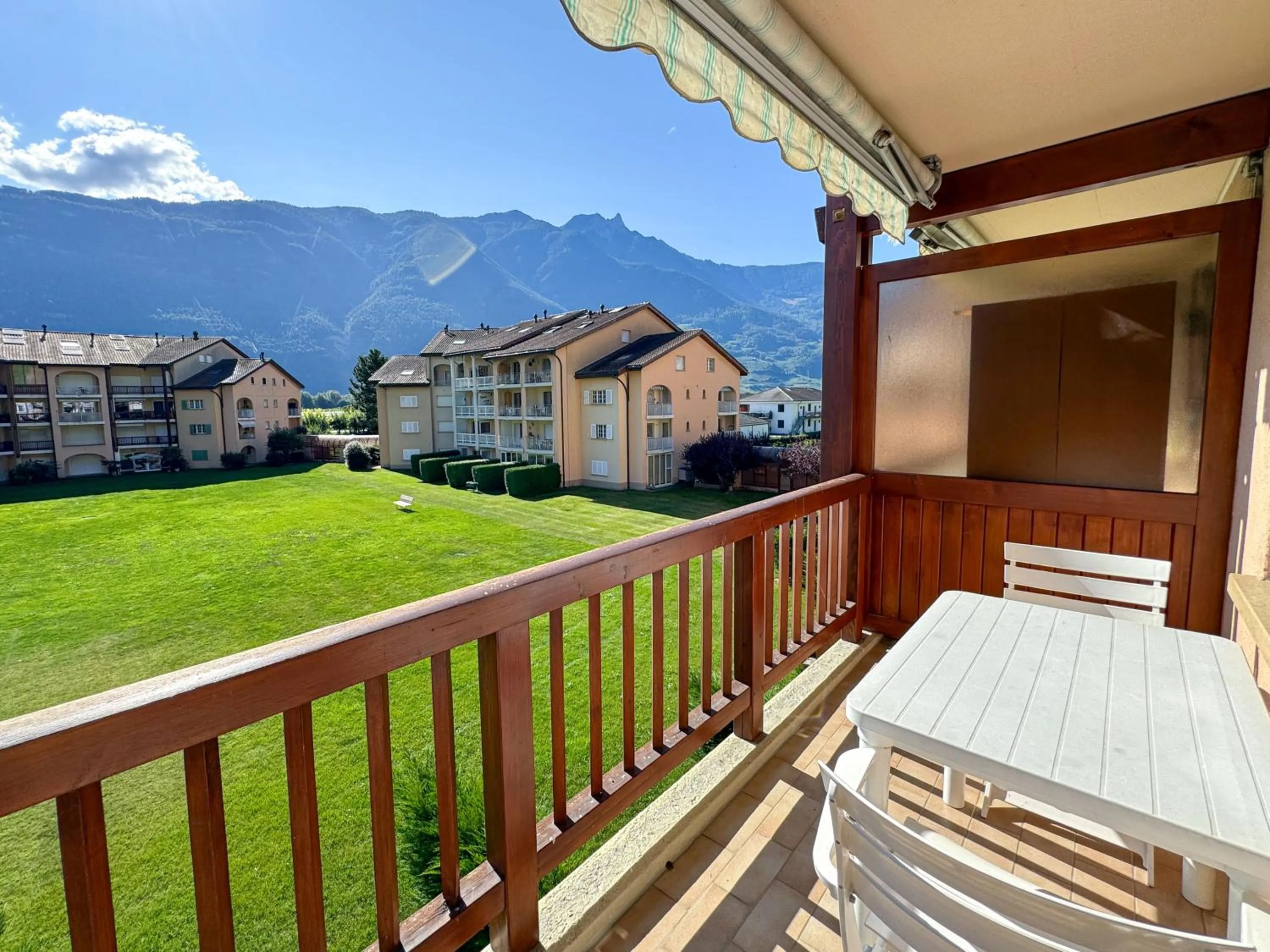 Balcony/Terrace in Hôtel des Bains de Saillon