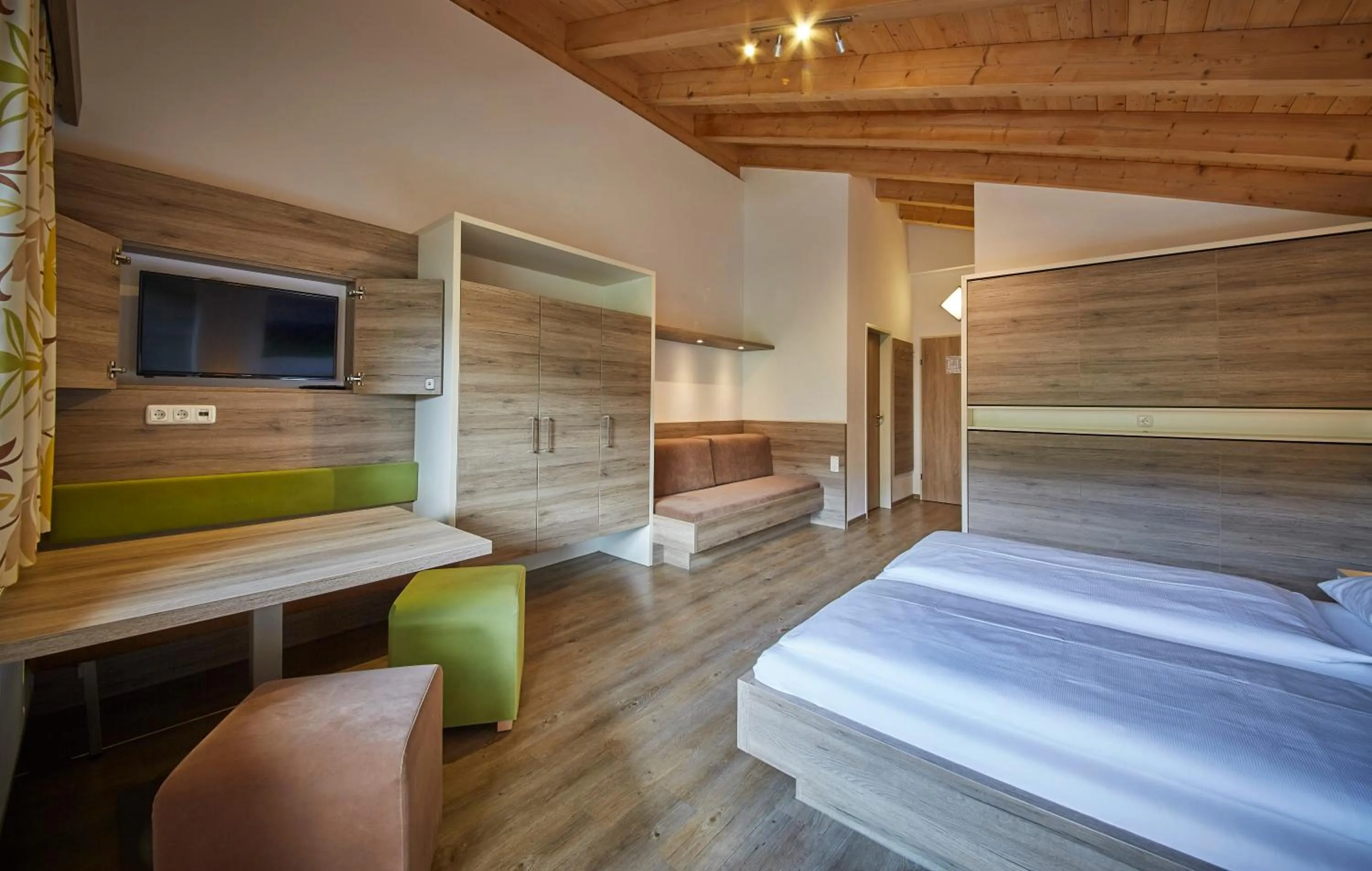 Photo of the whole room, Bed in Am Mitteregghof