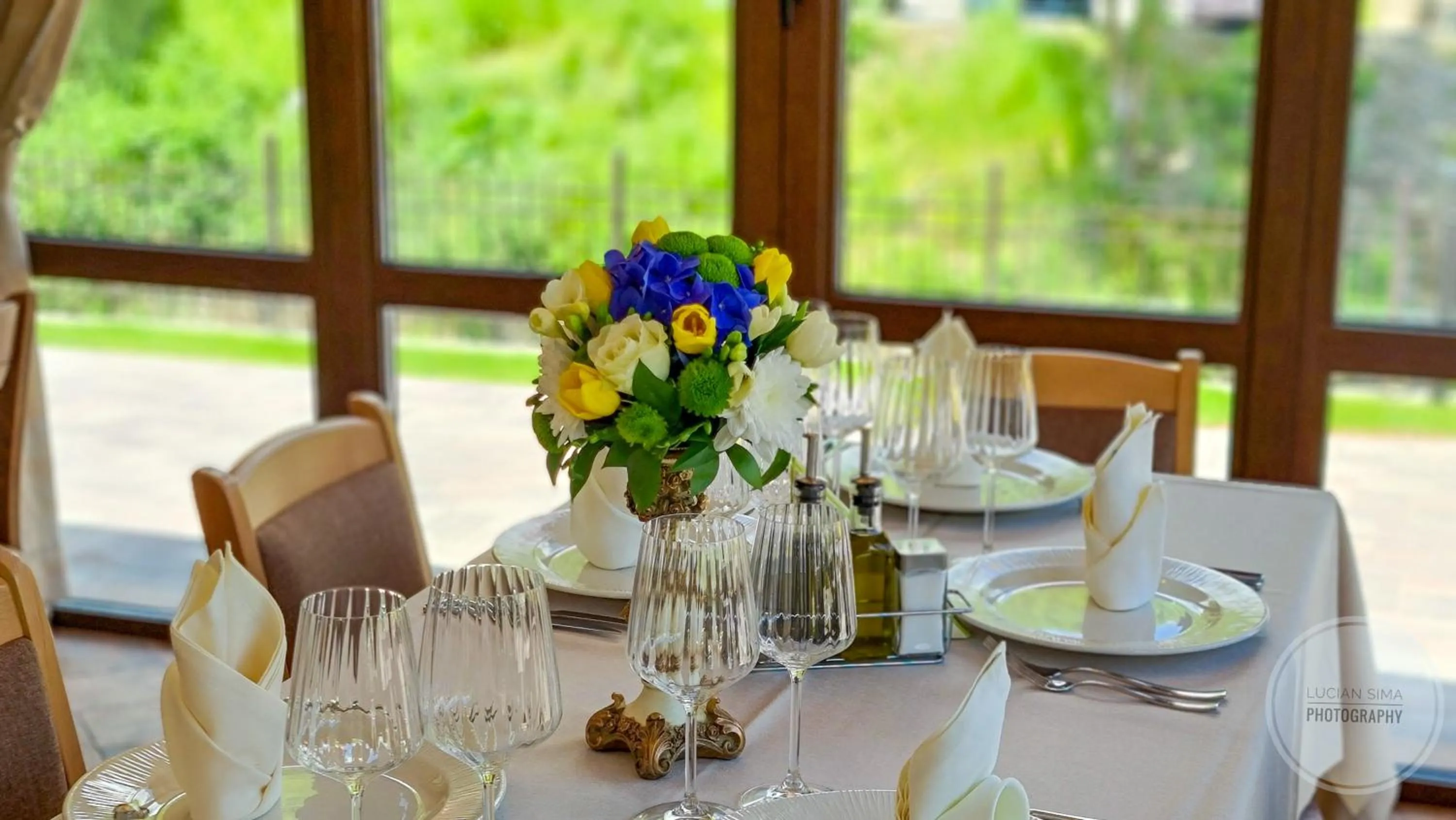 Restaurant/places to eat in Hotel IZVOARE Caciulata