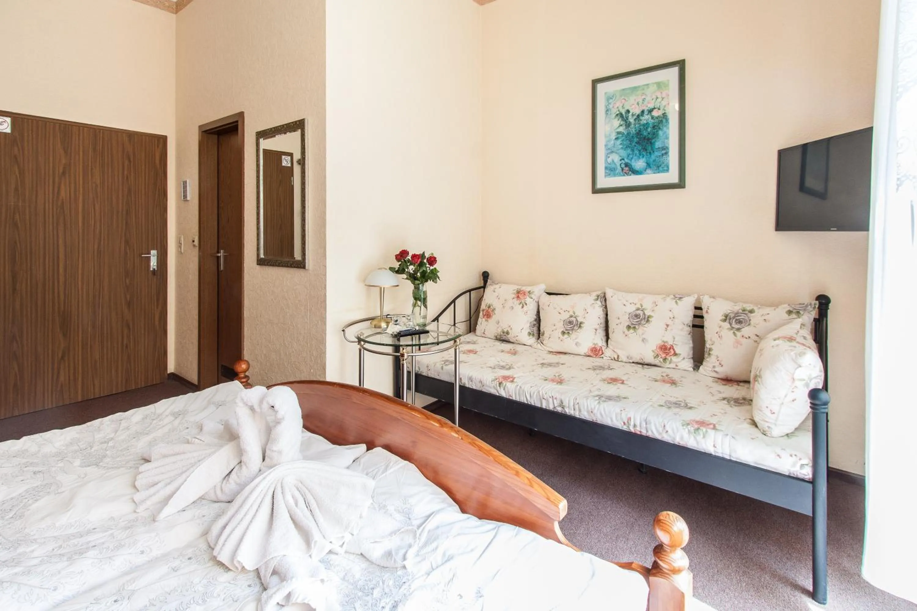 Photo of the whole room, Bed in Villa Amber