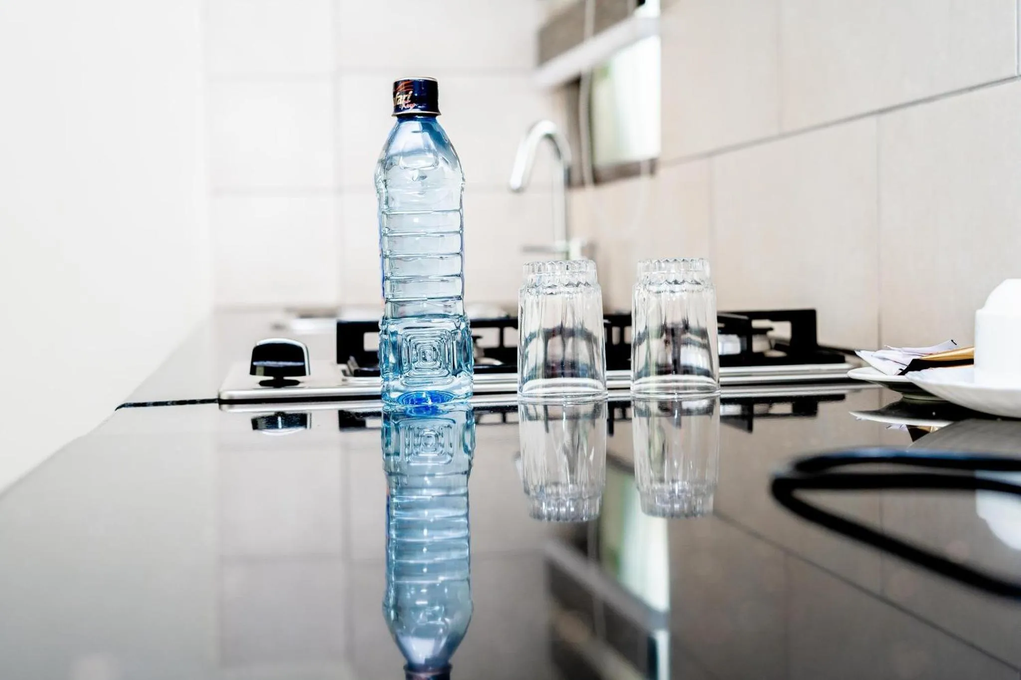 Kitchen or kitchenette, Kitchen/Kitchenette in Hemak Suites