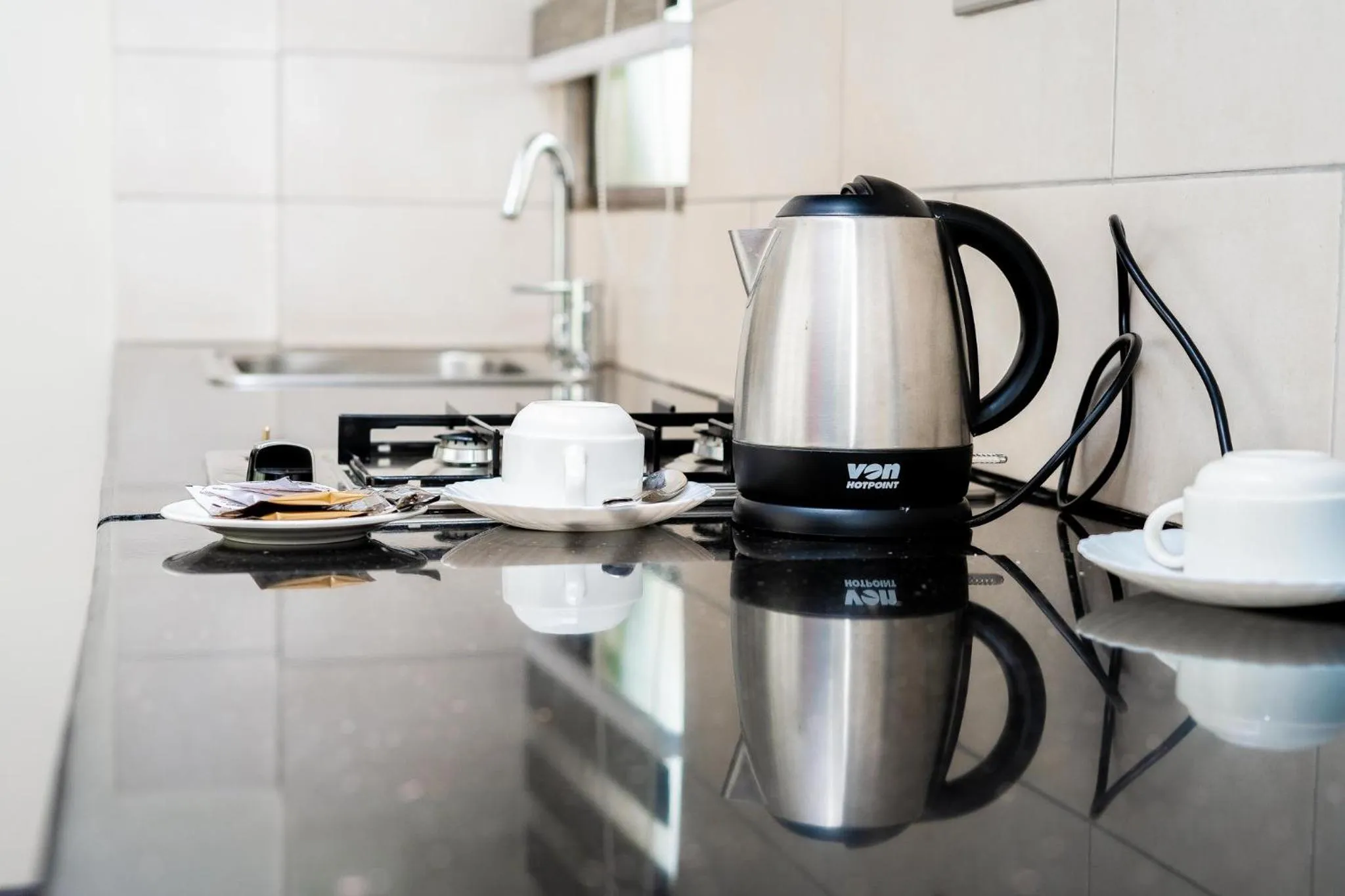 Photo of the whole room in Hemak Suites