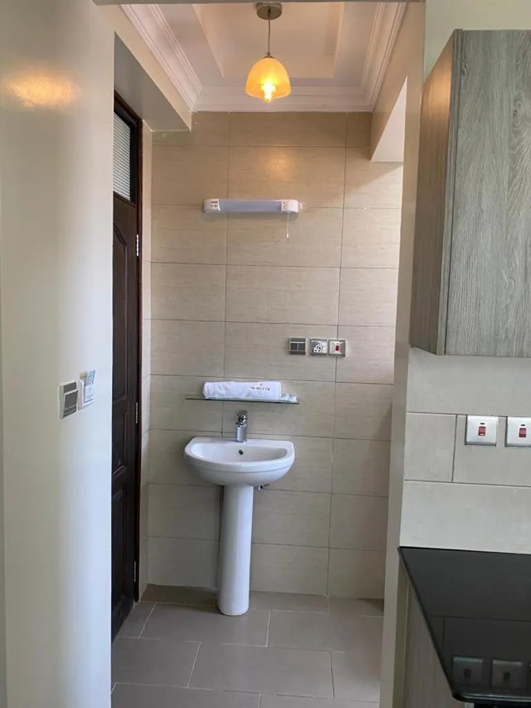 View (from property/room), Bathroom in Hemak Suites