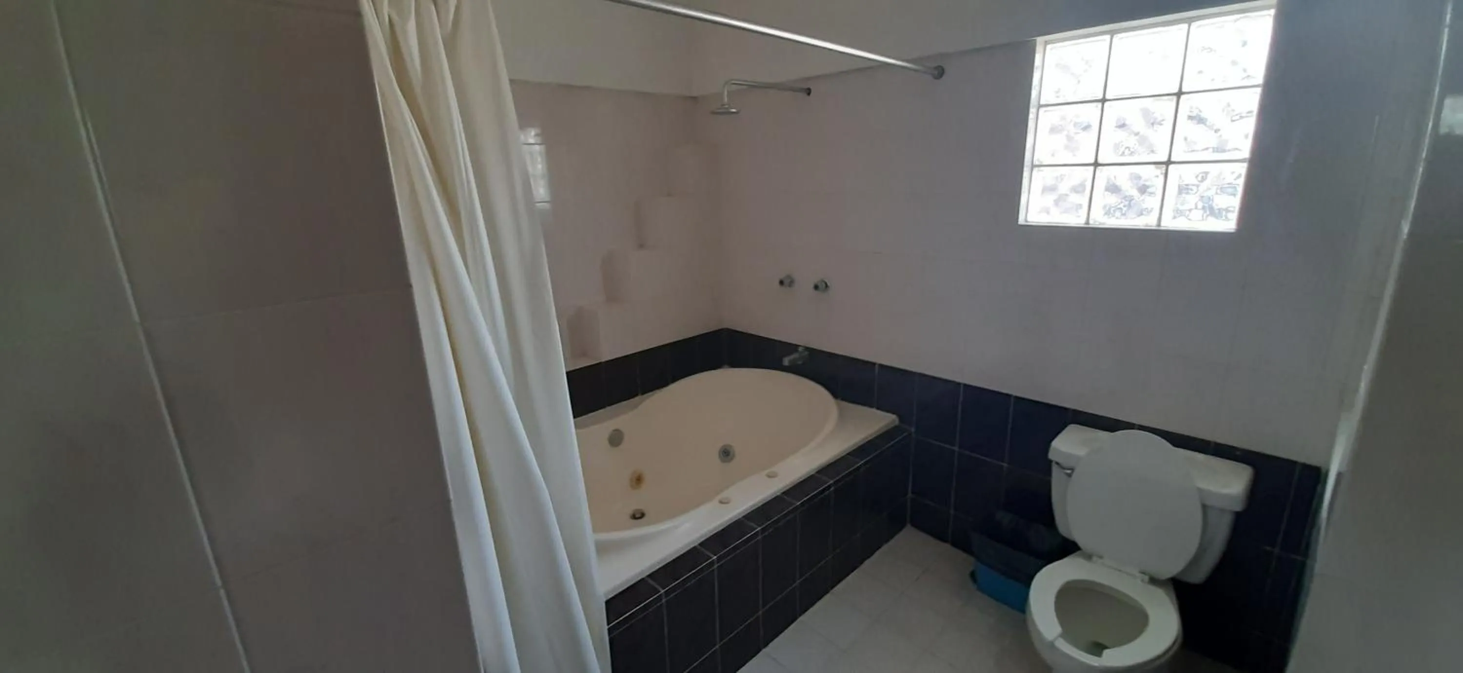 Bathroom in Hotel San Miguel