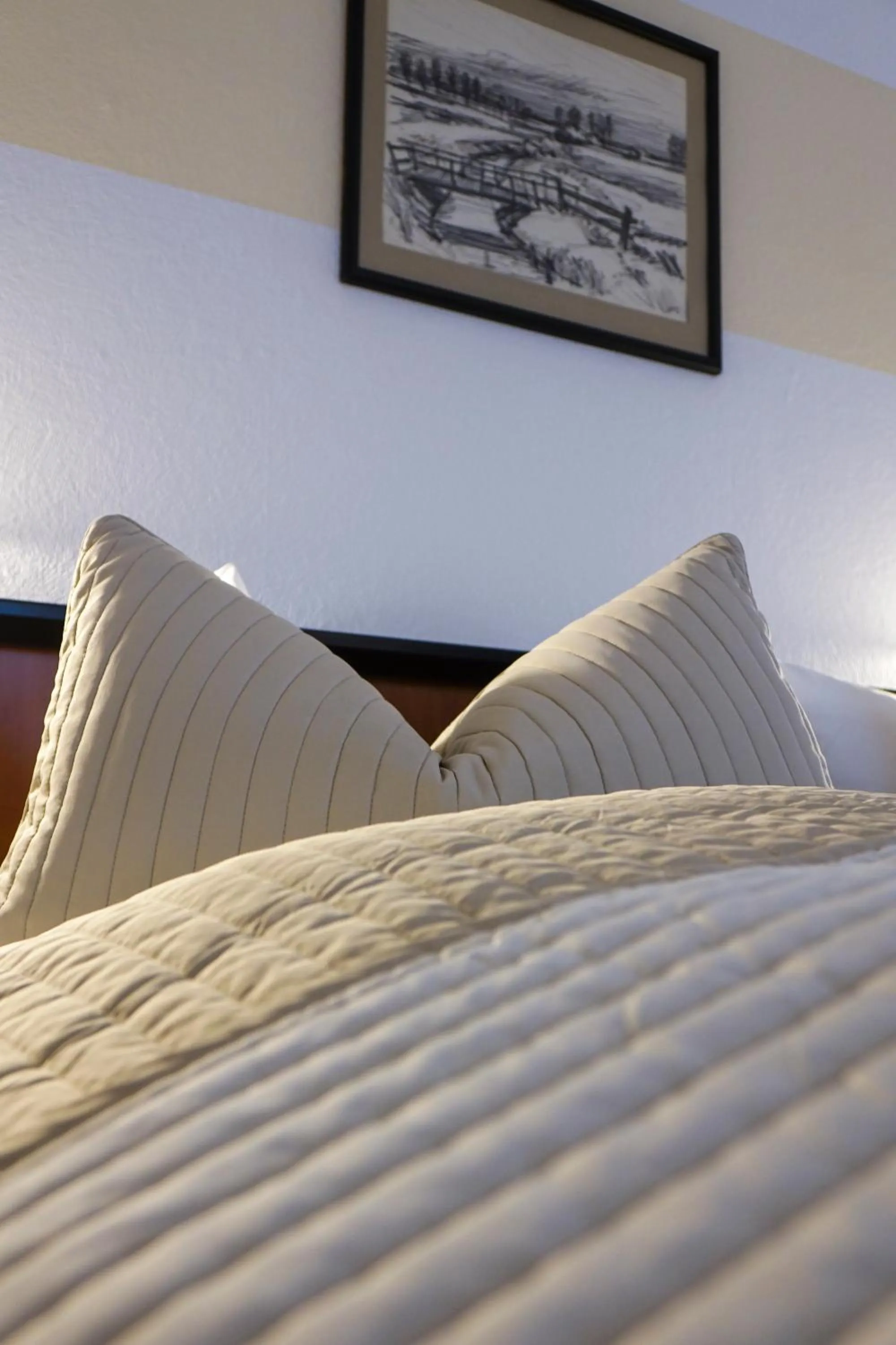 Photo of the whole room, Bed in Brocki's Hotel Stadt Hamburg