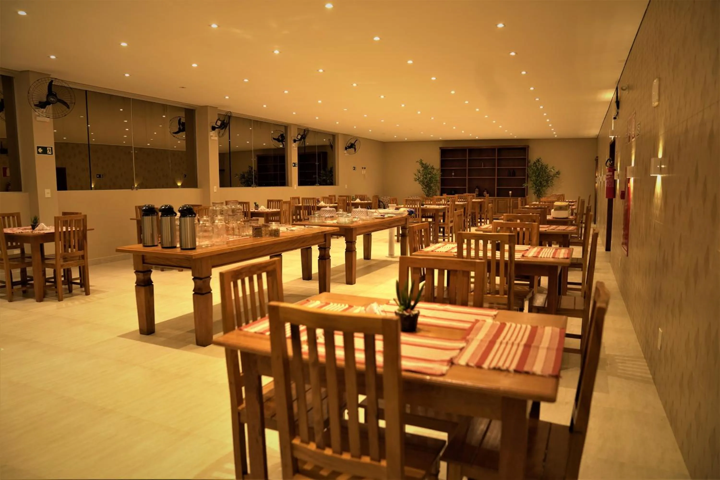 Restaurant/places to eat in Terra D` Ouro Apart Hotel