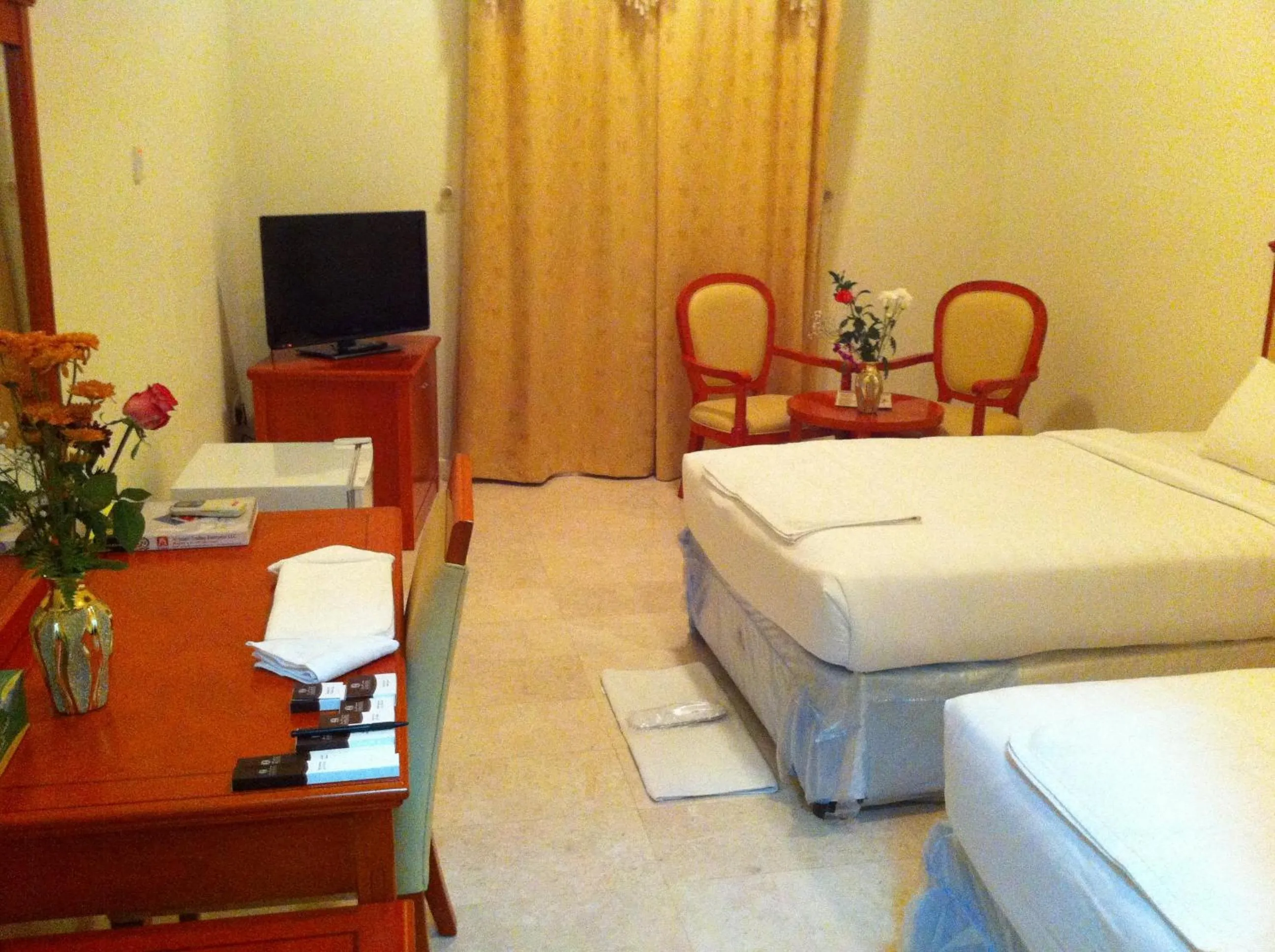Bedroom, Bed in Al Jabal Hotel