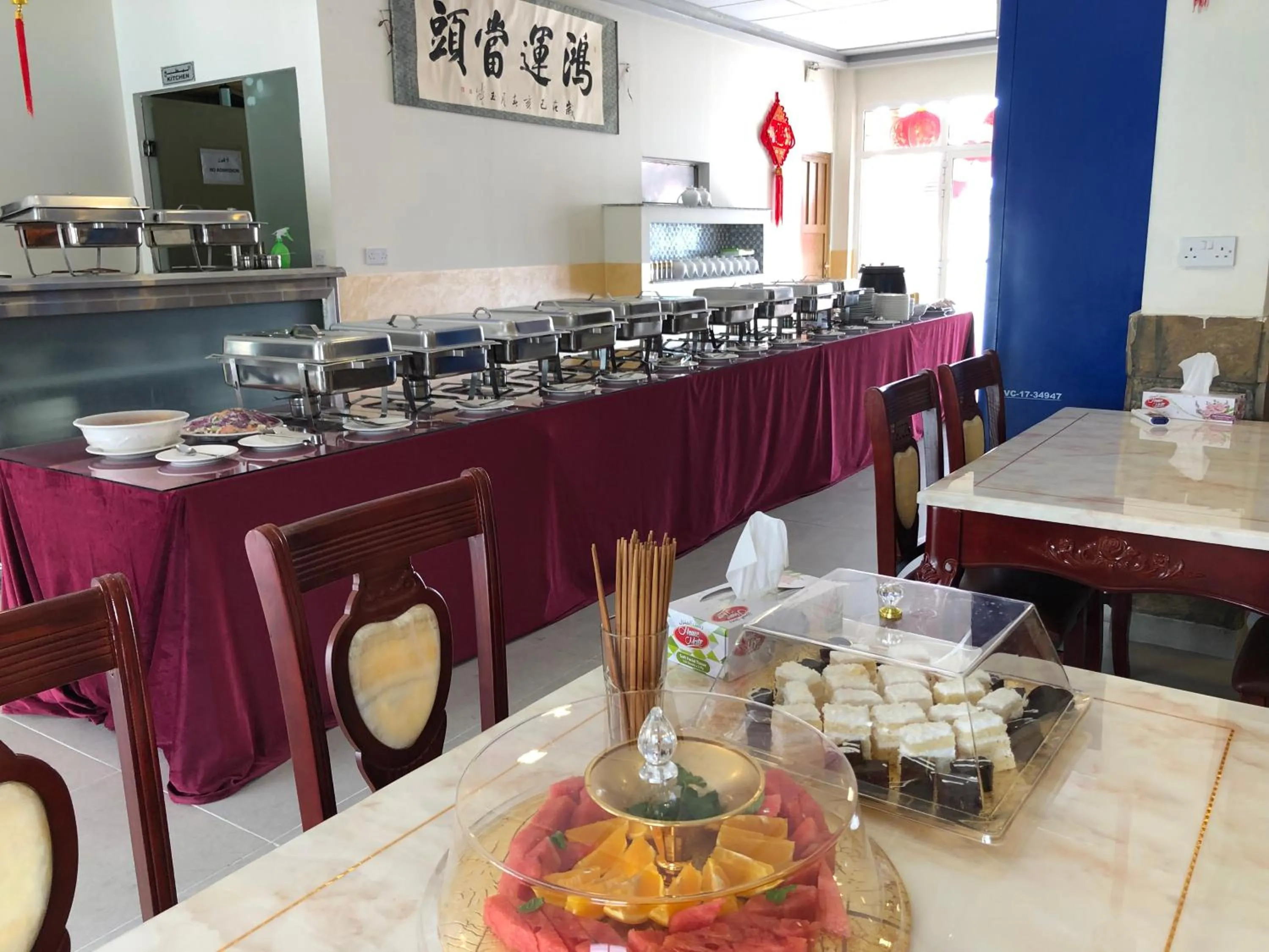 Buffet breakfast in Al Jabal Hotel