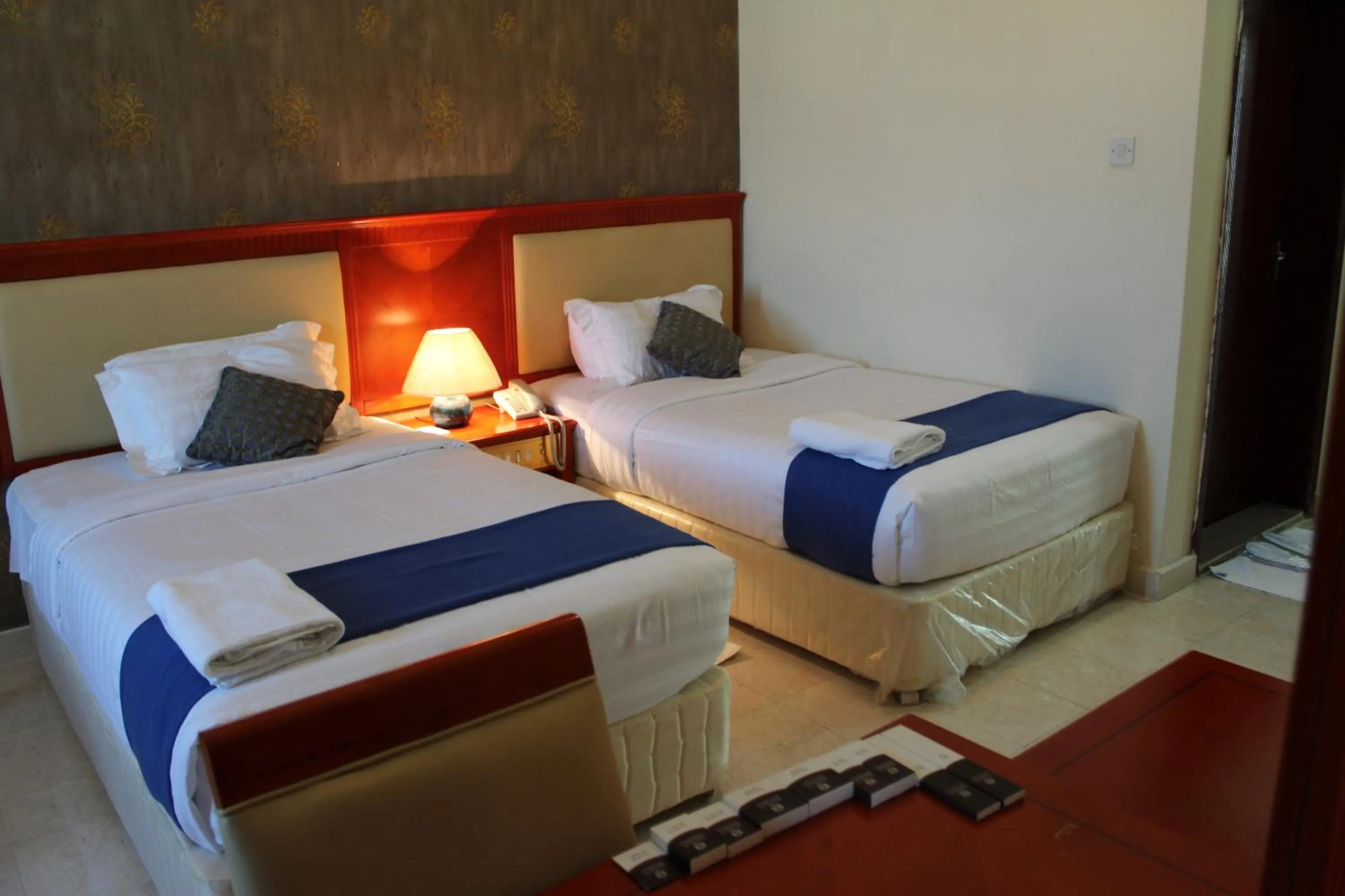 Bedroom, Bed in Al Jabal Hotel