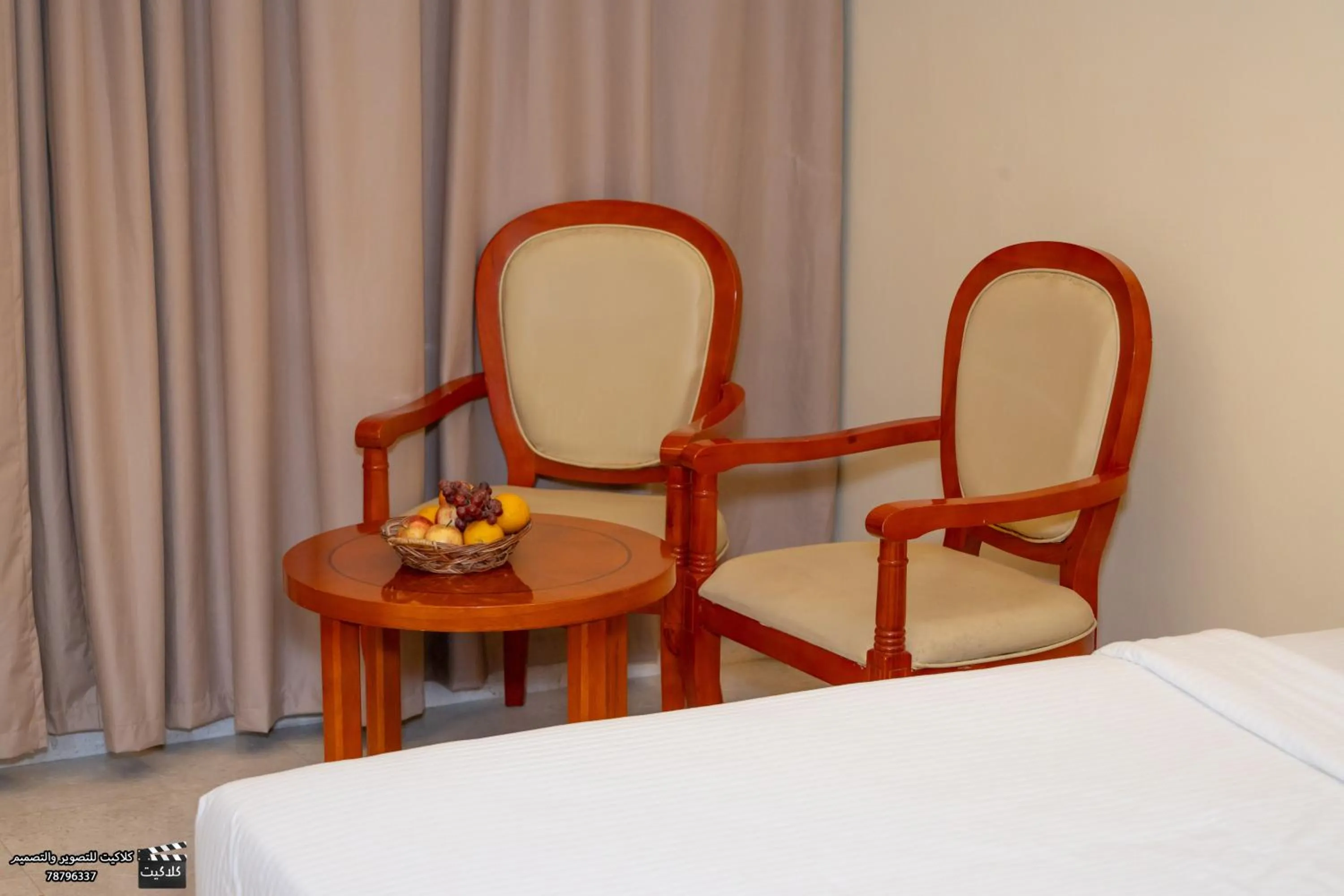 Bed in Al Jabal Hotel